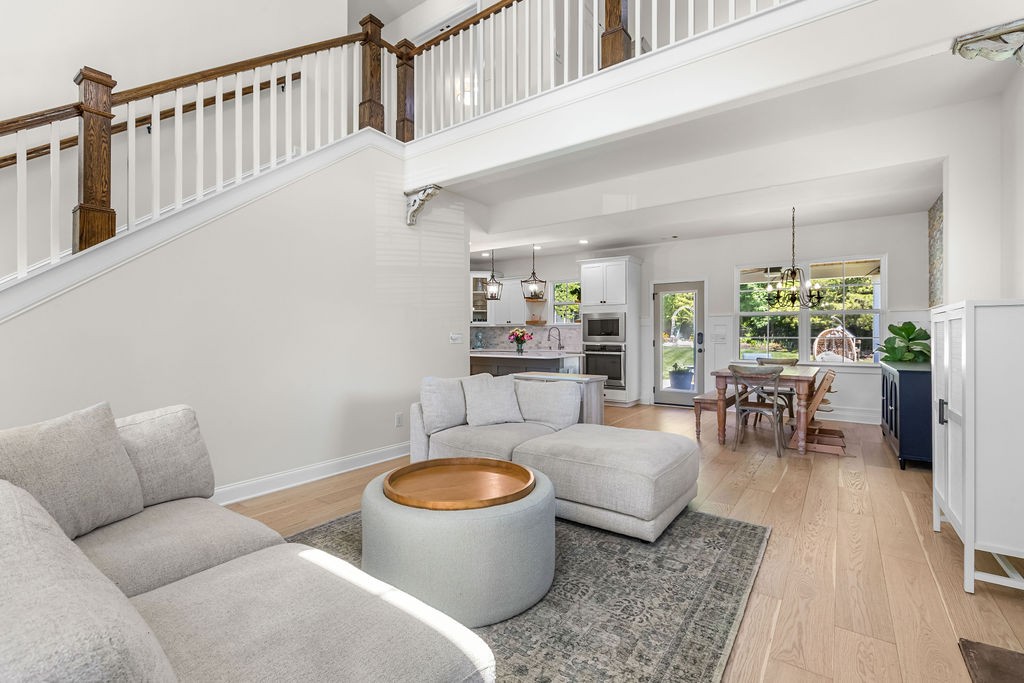 4327 Freemark Dr