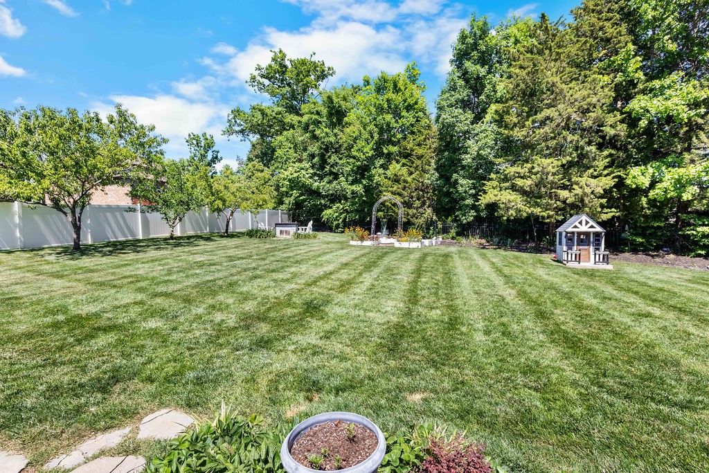 4327 Freemark Dr
