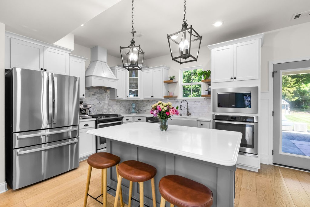 4327 Freemark Dr
