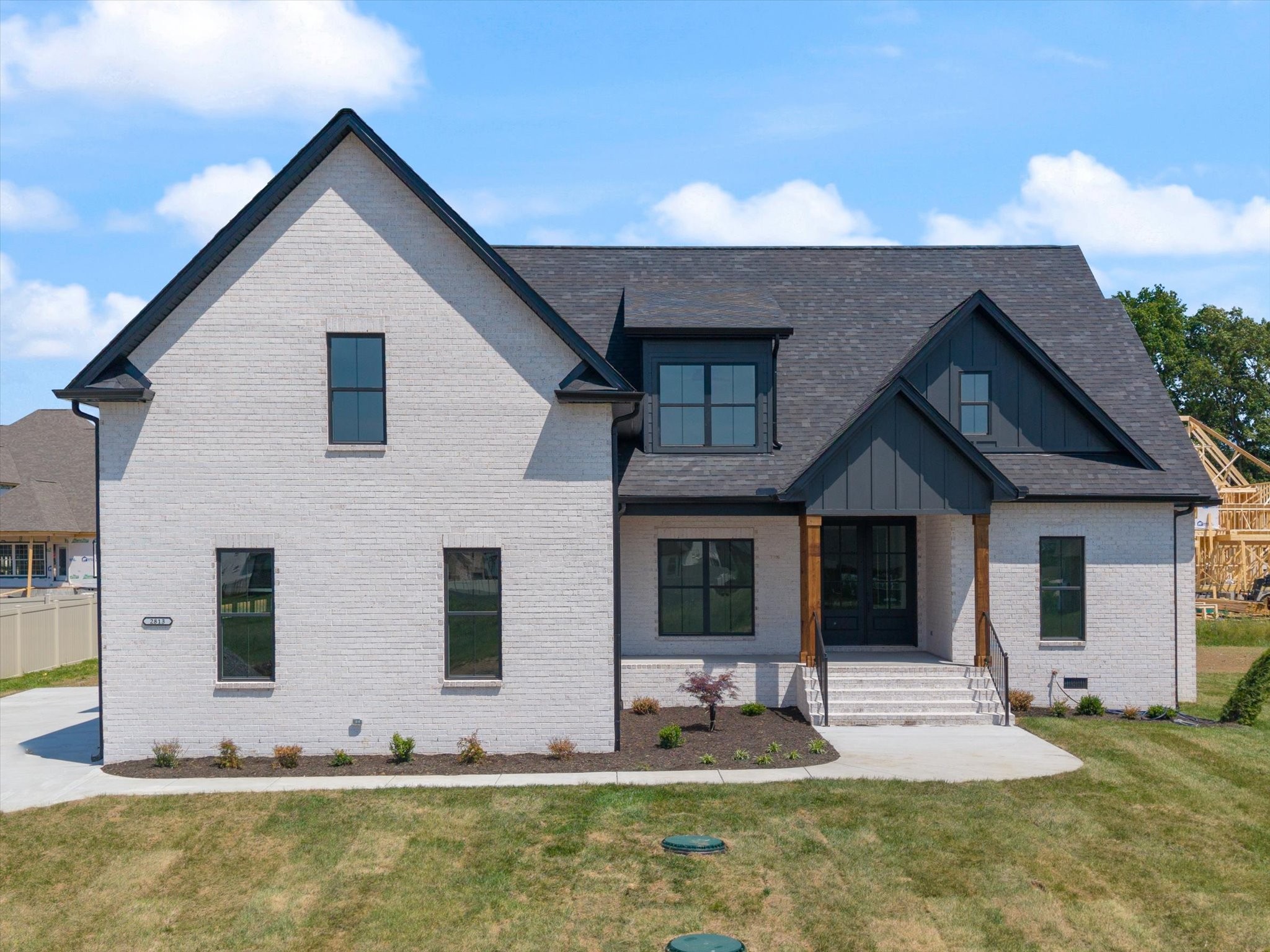 2813 Canfield Dr