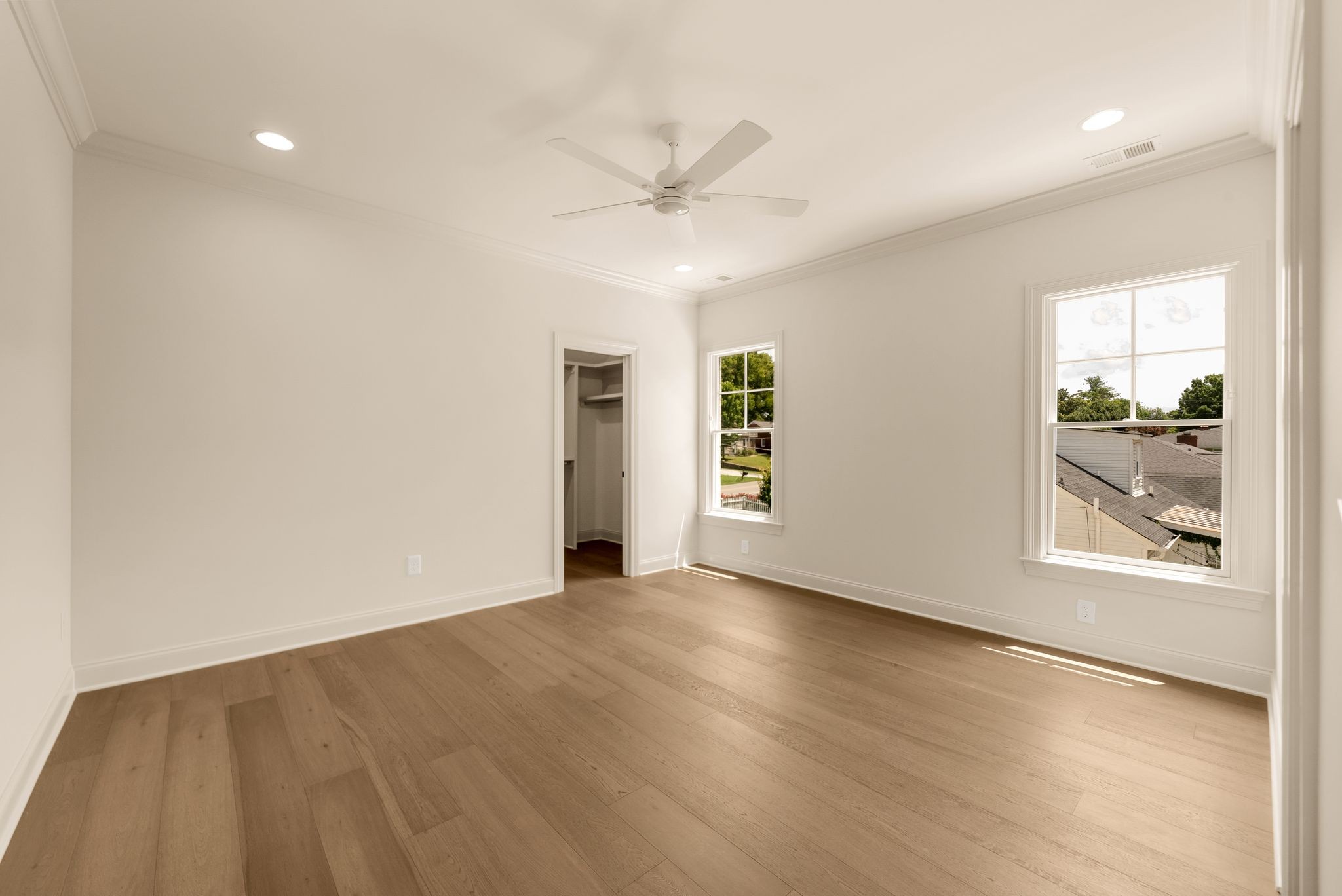 319 Battle Ave