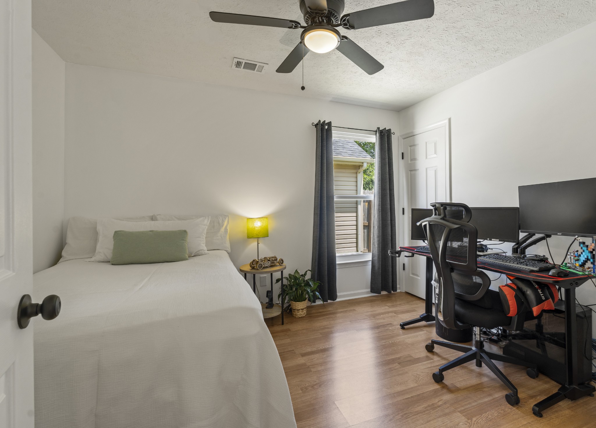 2544 Sonar St