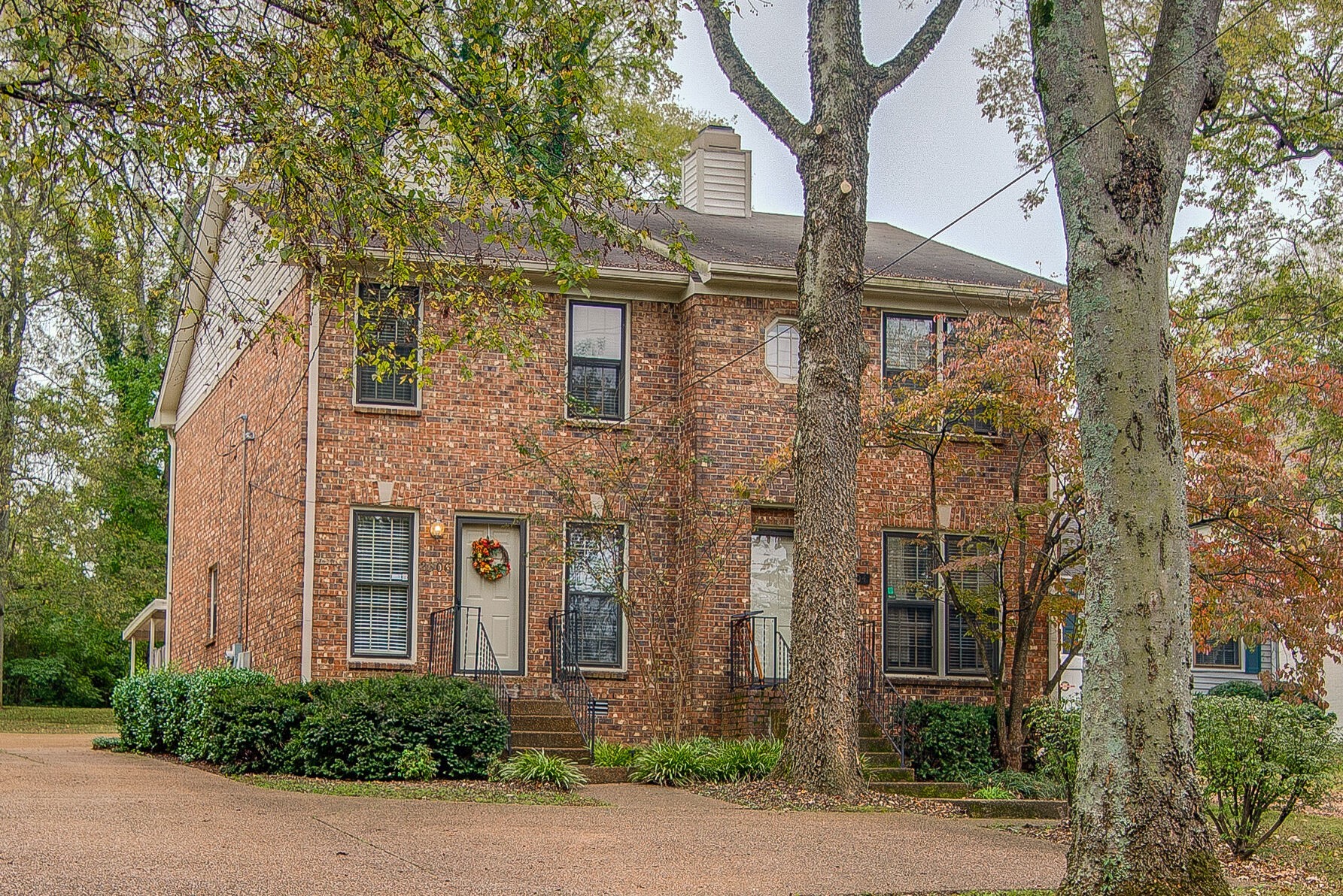 2306 Sharondale Dr