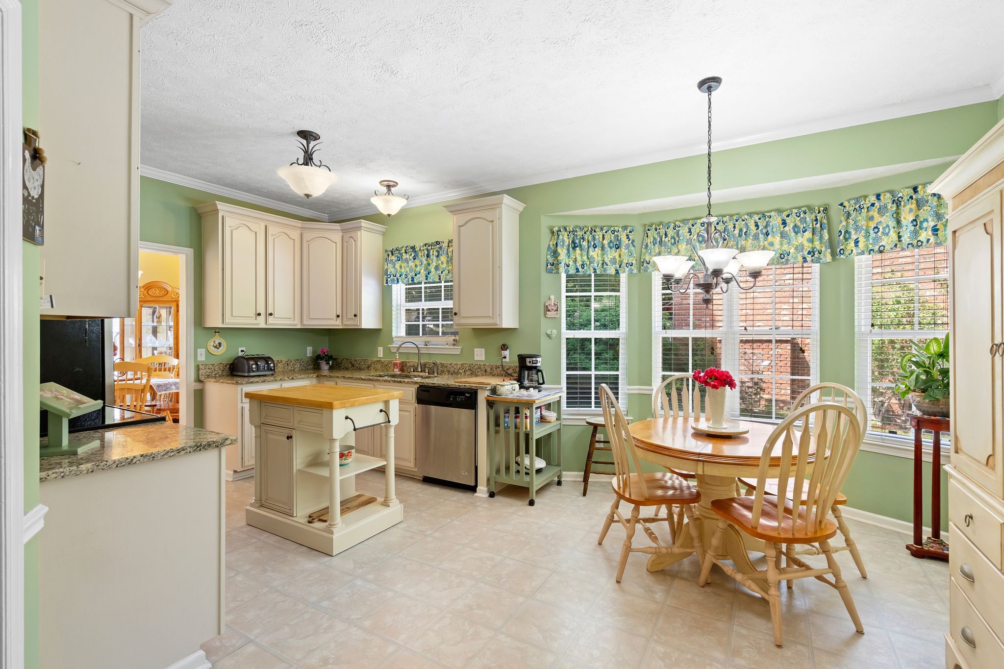 228 Comer Circle
