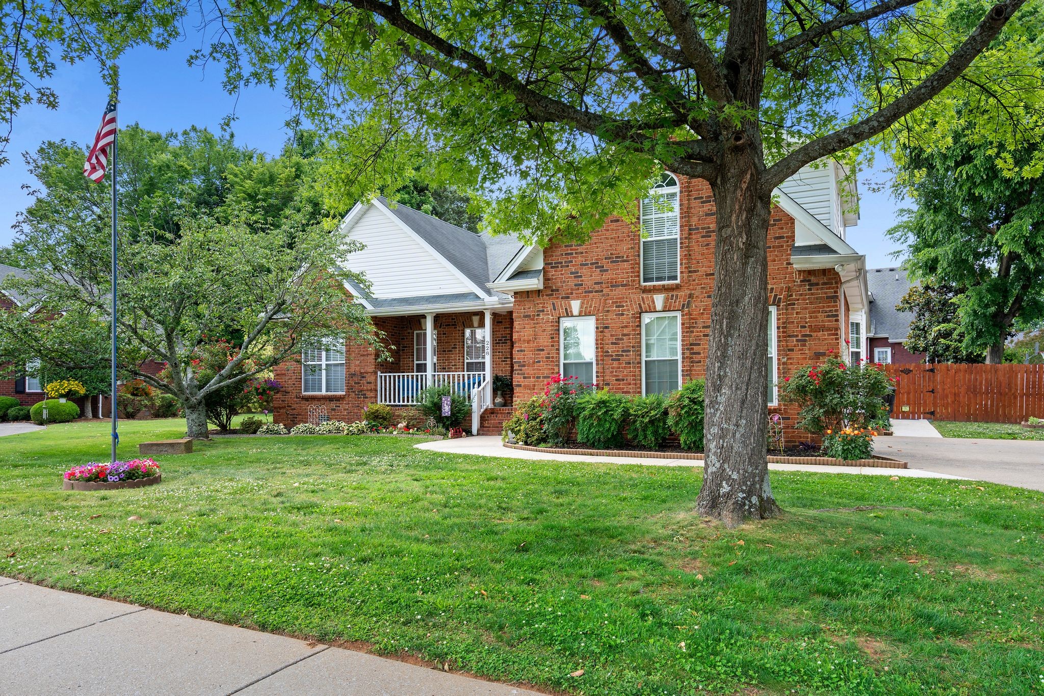 228 Comer Circle