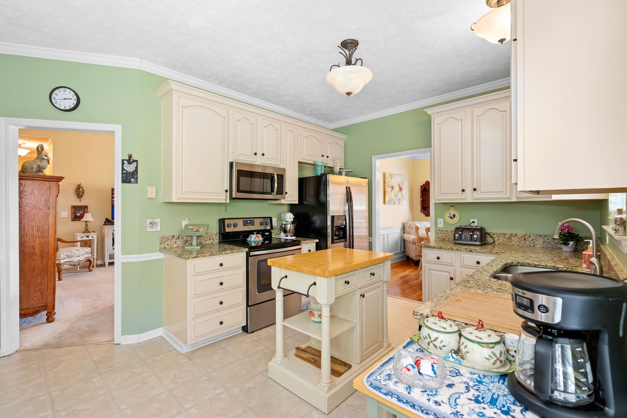 228 Comer Circle