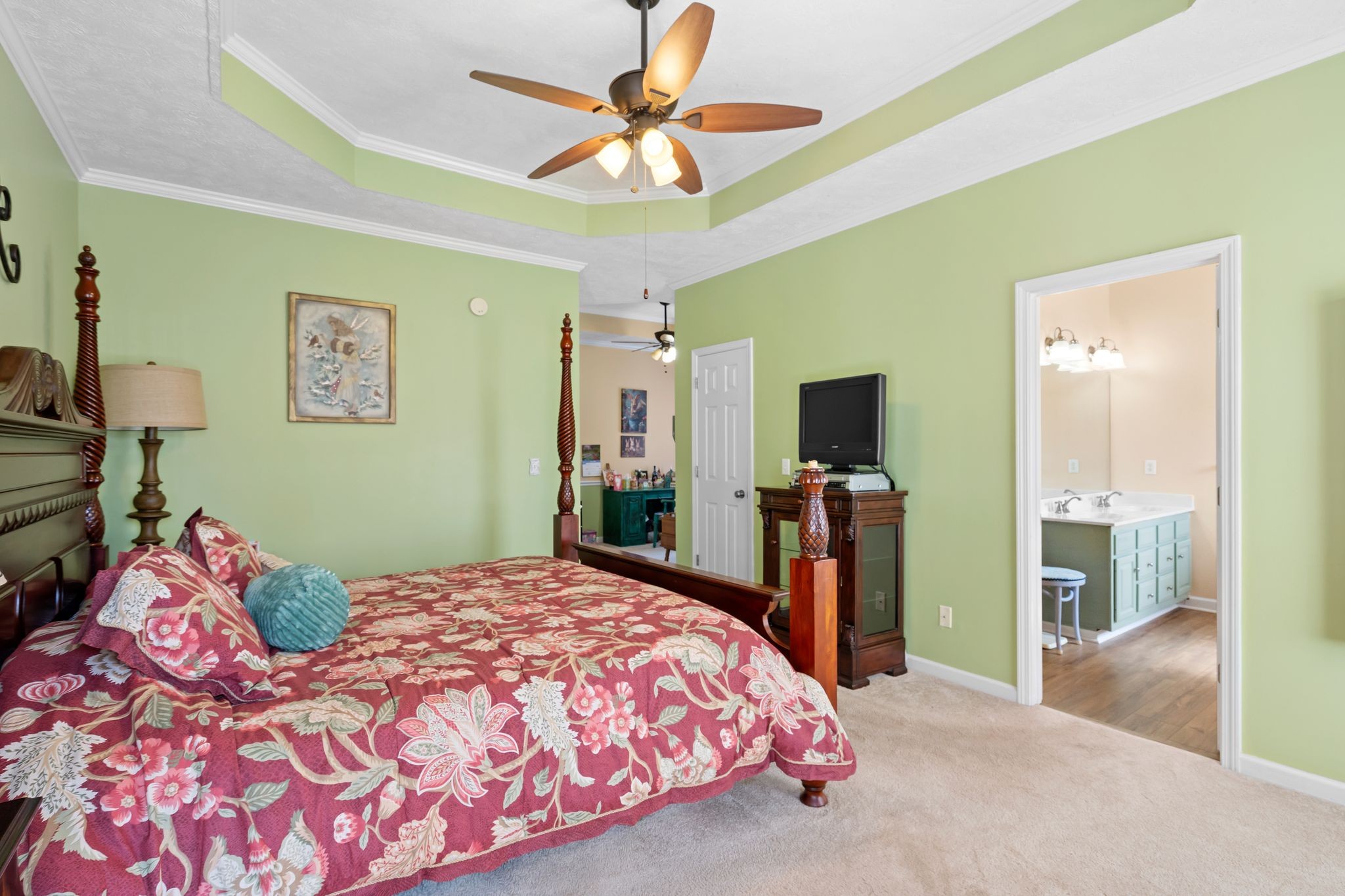 228 Comer Circle
