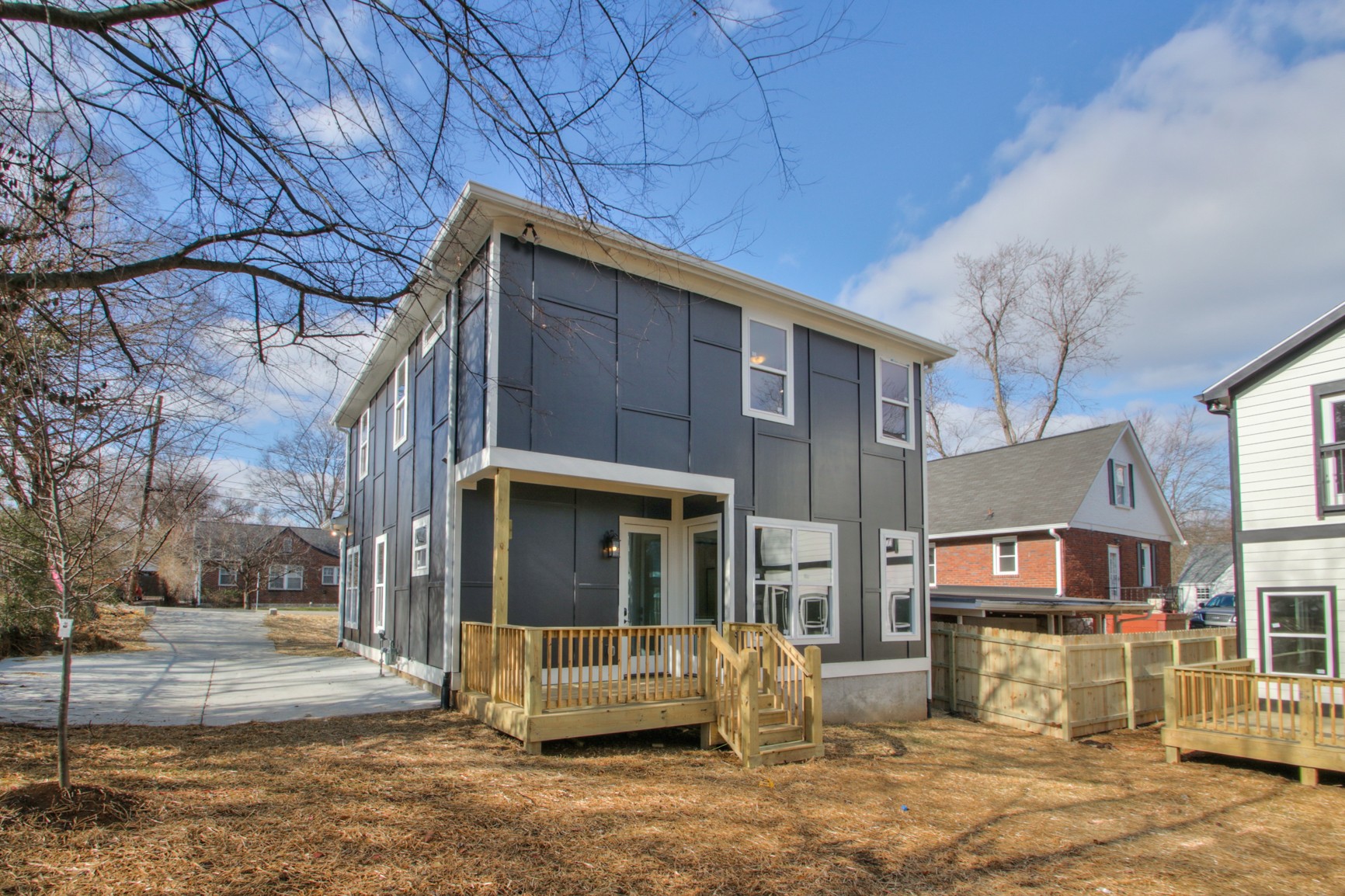 2810 Gear St