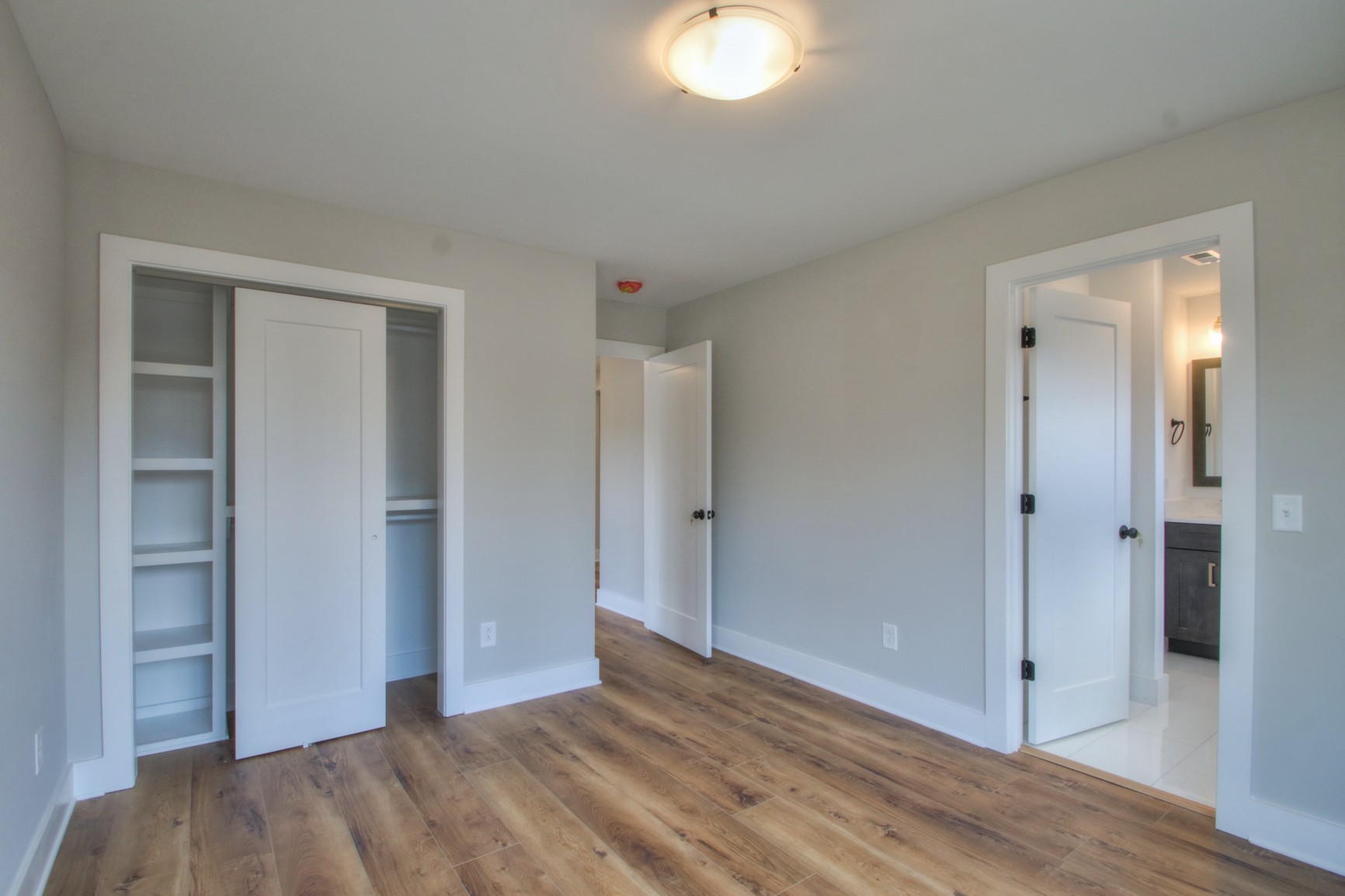 2810 Gear St