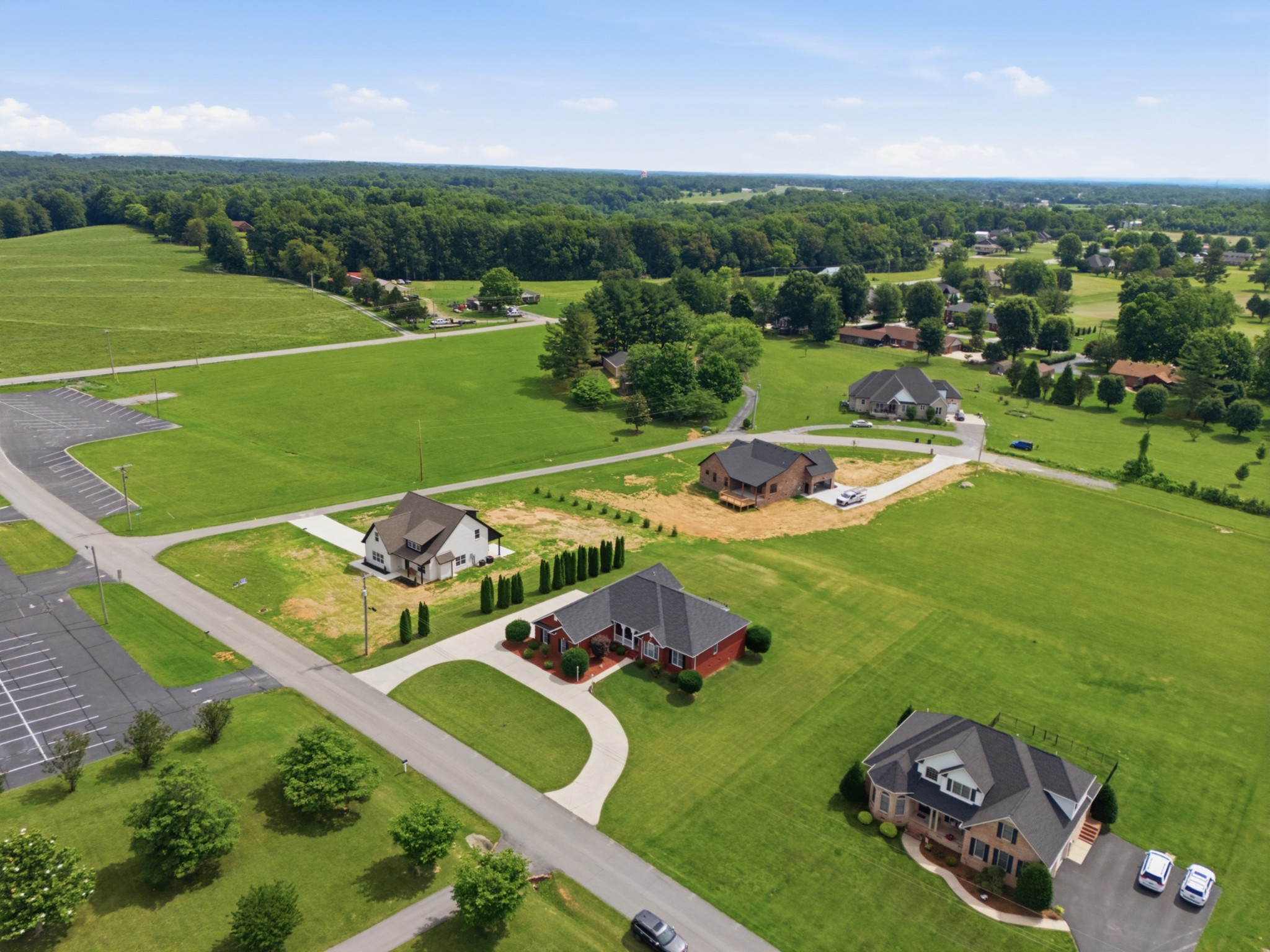 584 Golf Club Dr