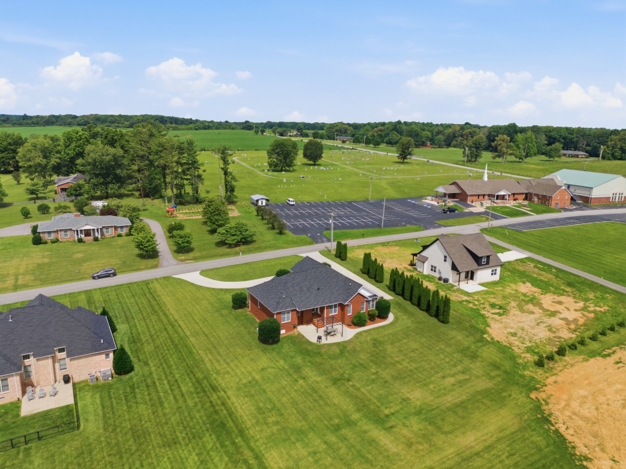 584 Golf Club Dr