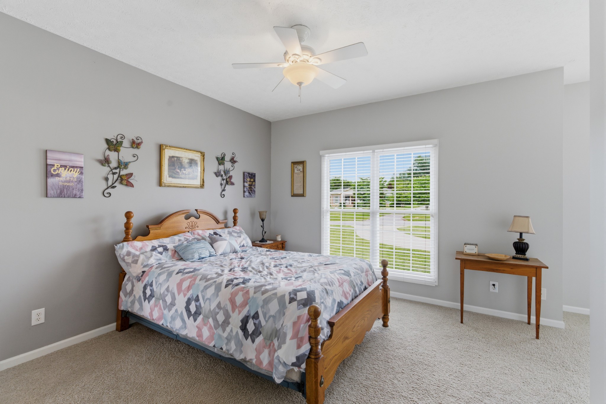 584 Golf Club Dr
