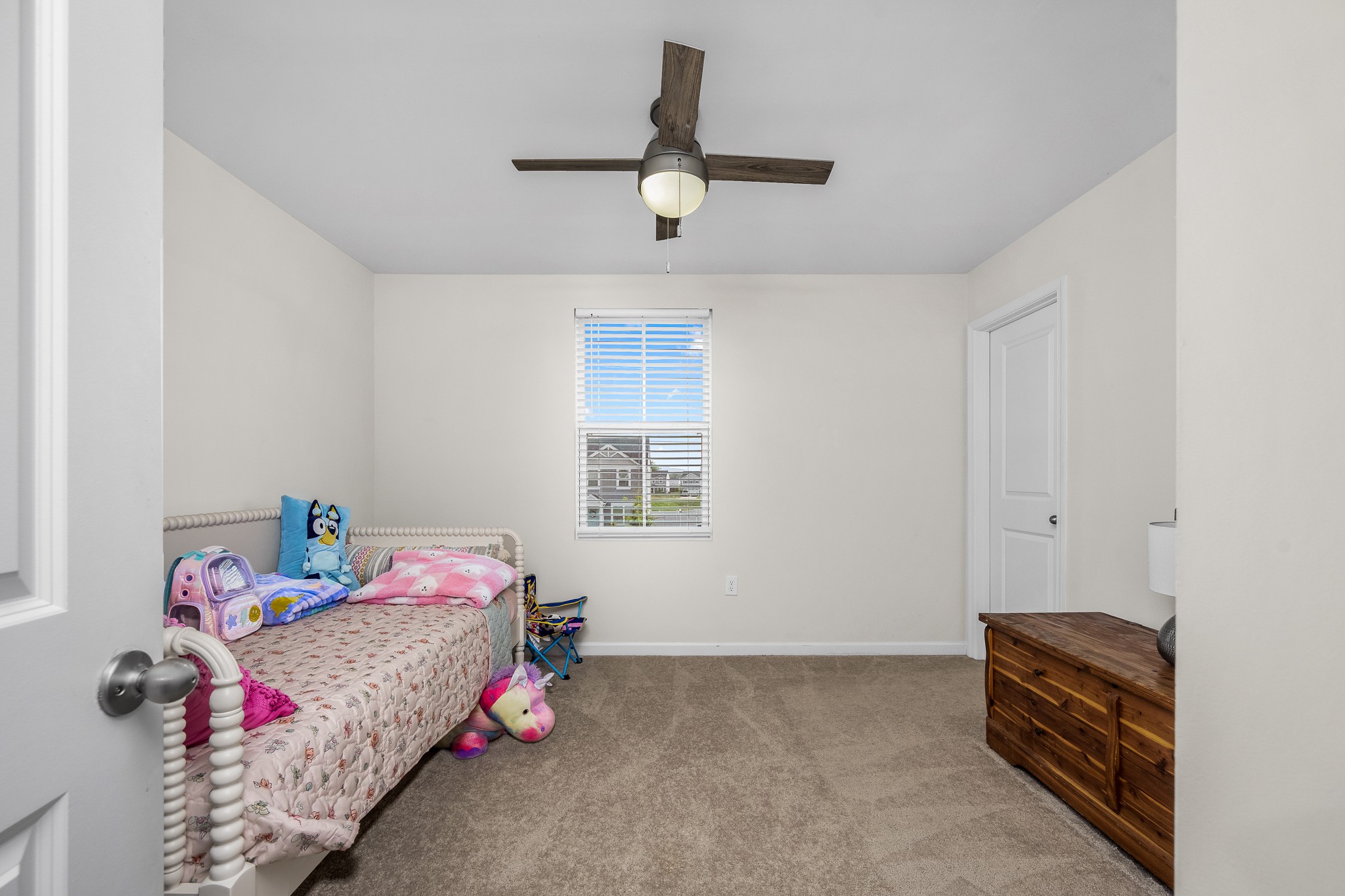 5527 Compass Way
