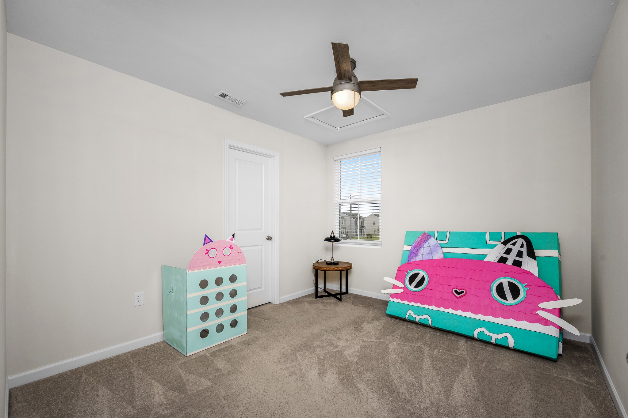 5527 Compass Way