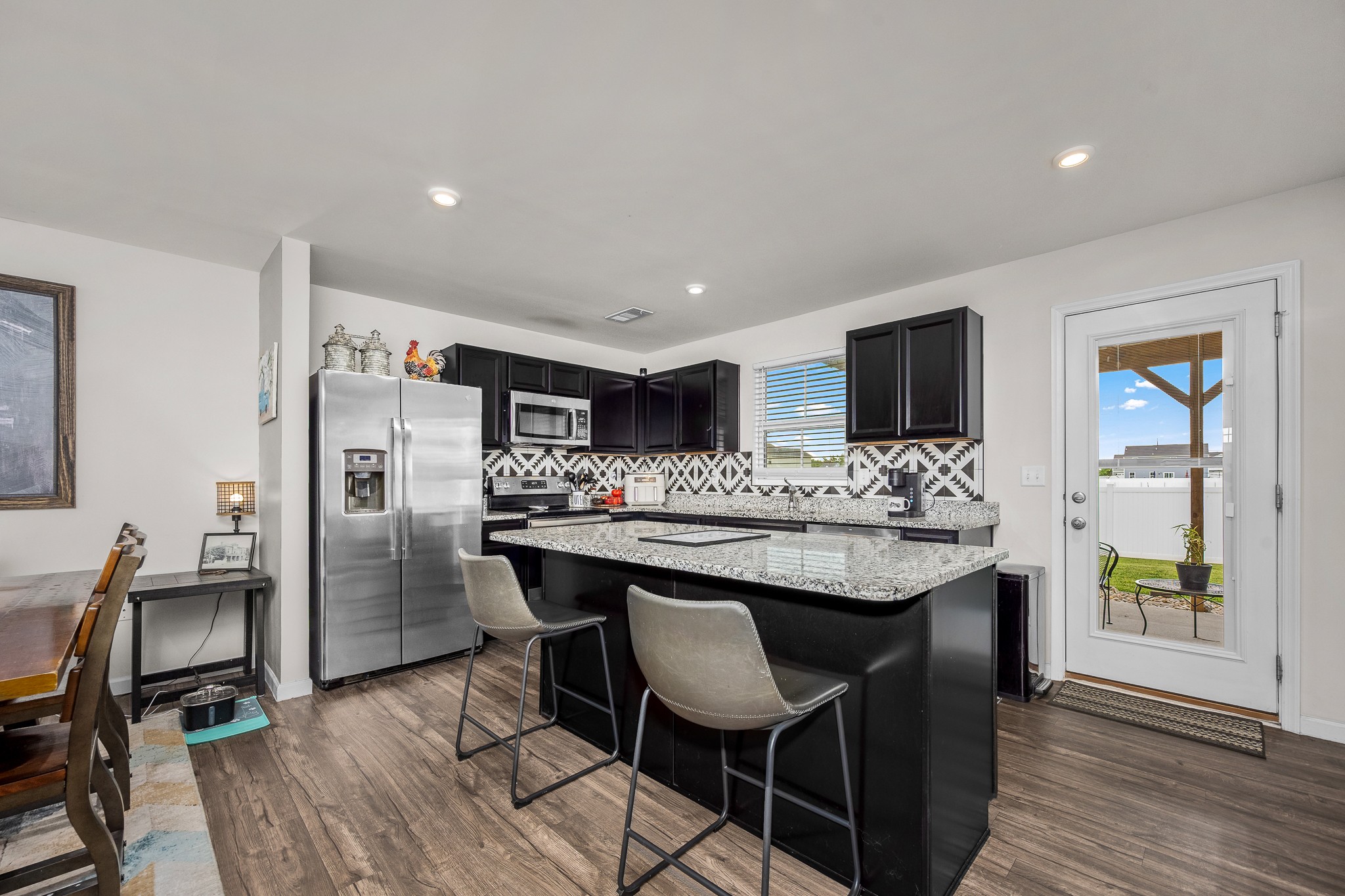 5527 Compass Way