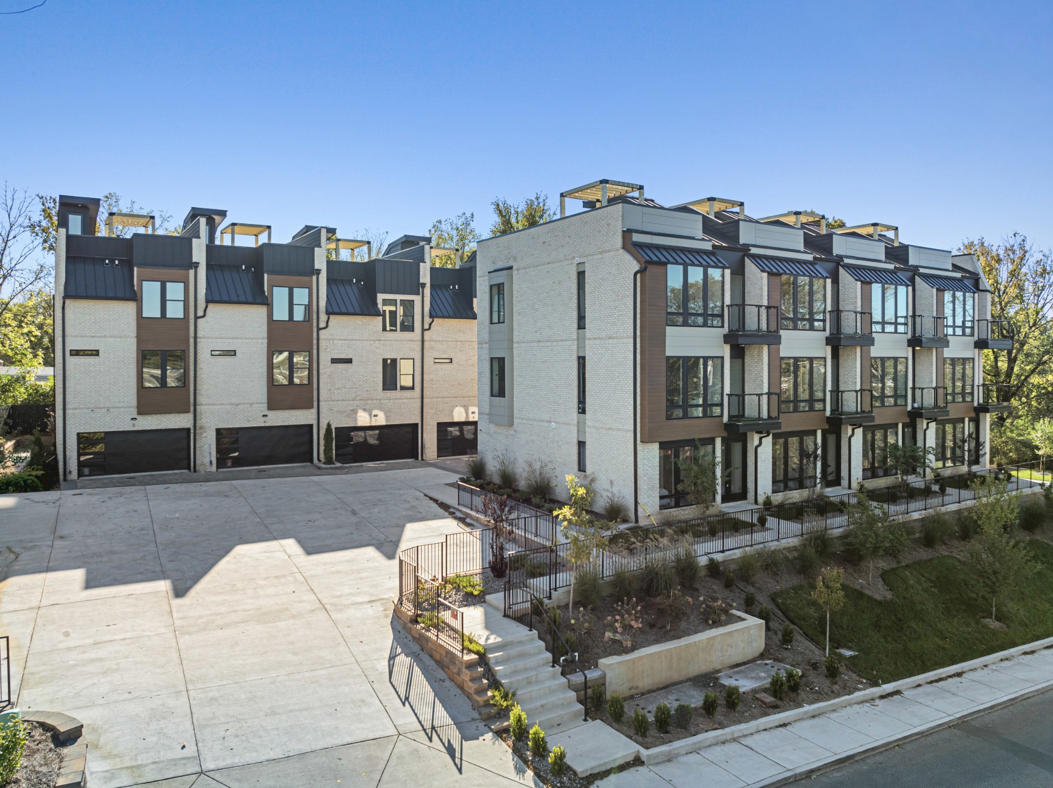 106 Grizzard Ave Unit: 8