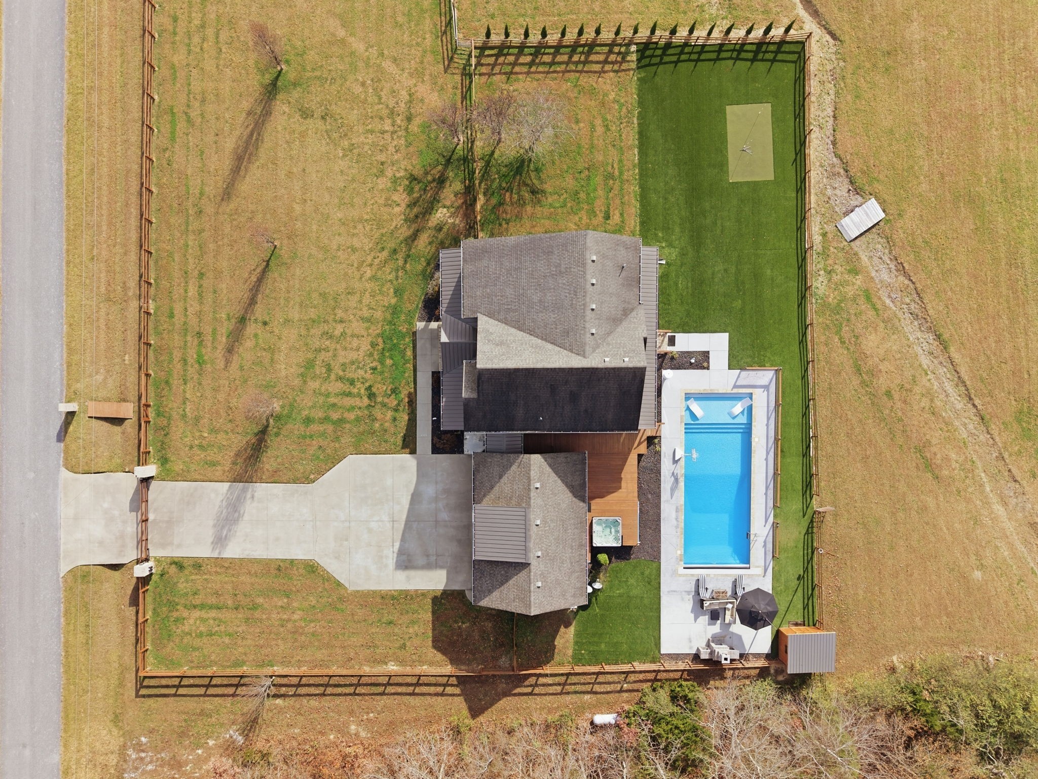 246 Teal Ln