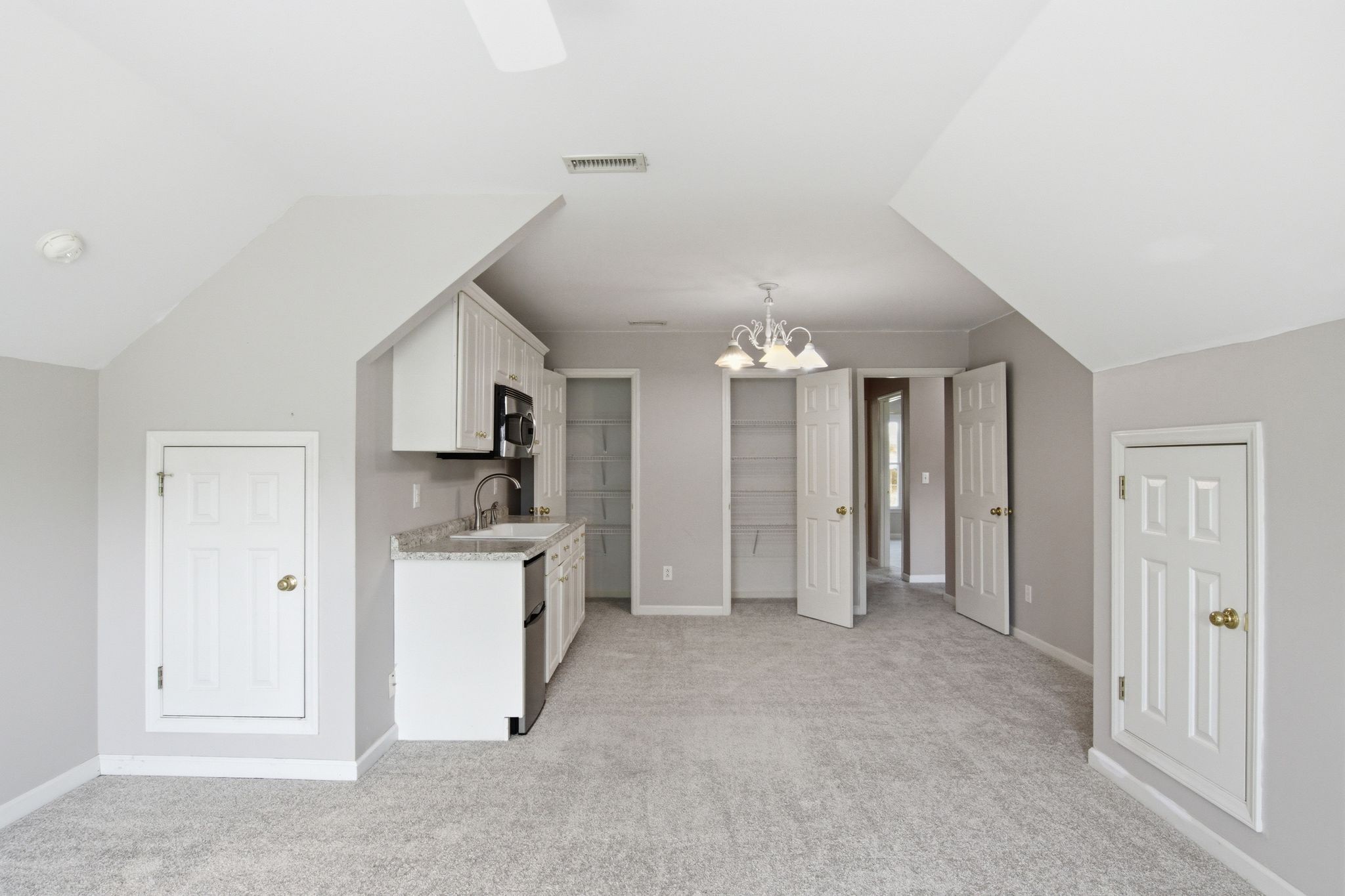 111 Black Hawk Way