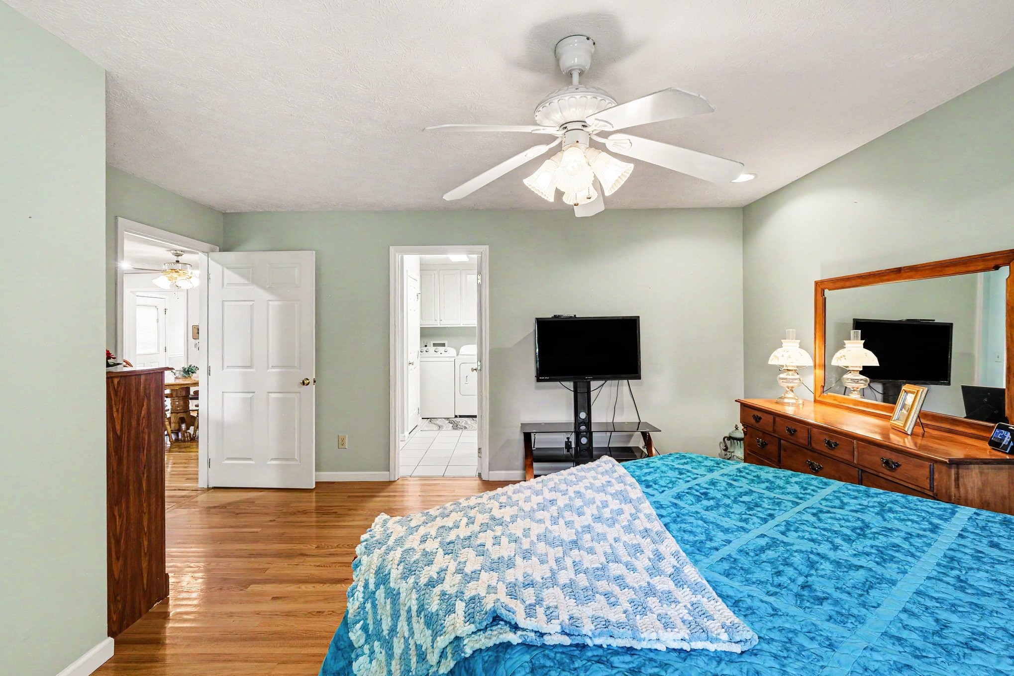 524 Elm St