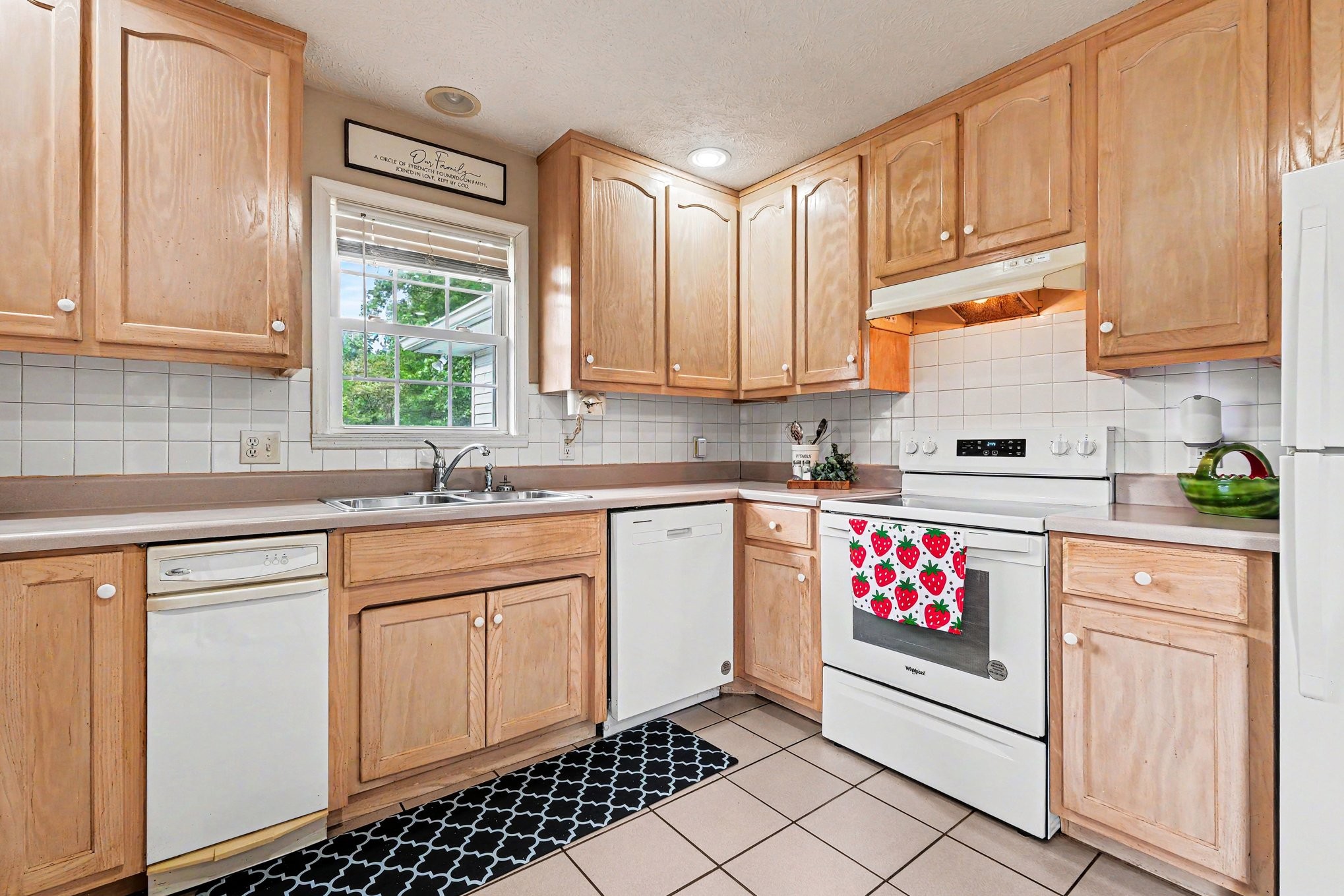 524 Elm St