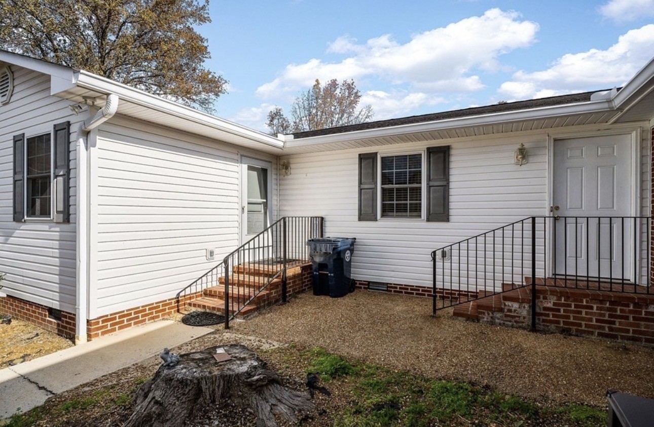 524 Elm St
