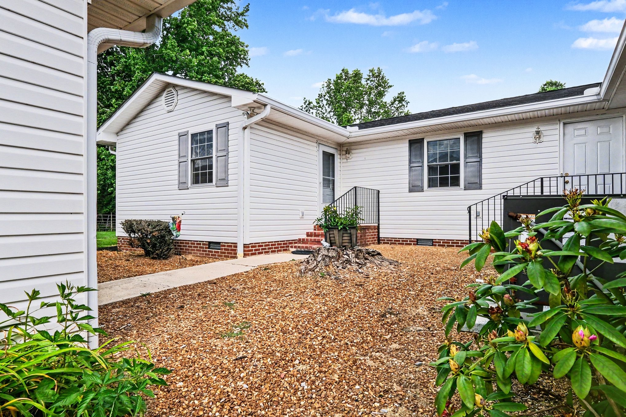 524 Elm St