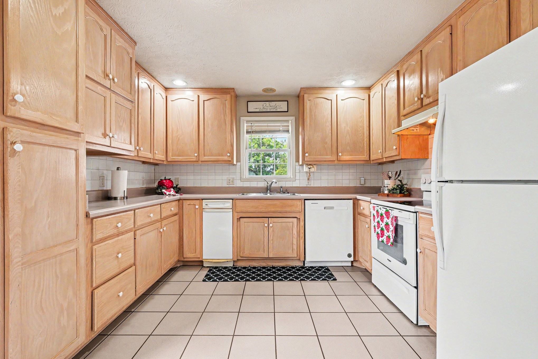 524 Elm St