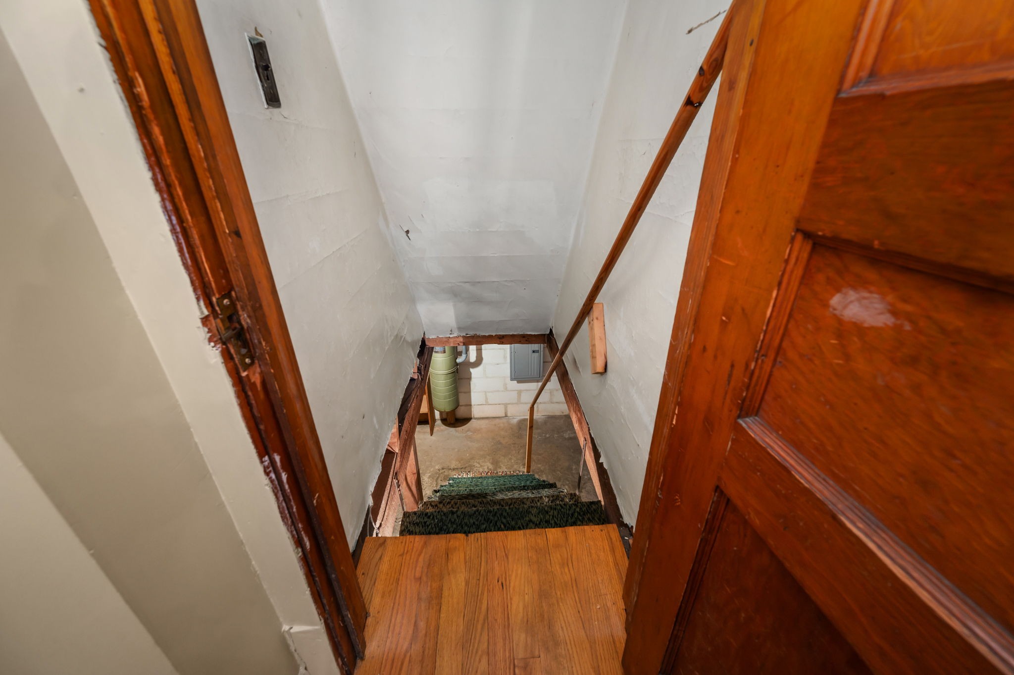 211 Kingwood Dr