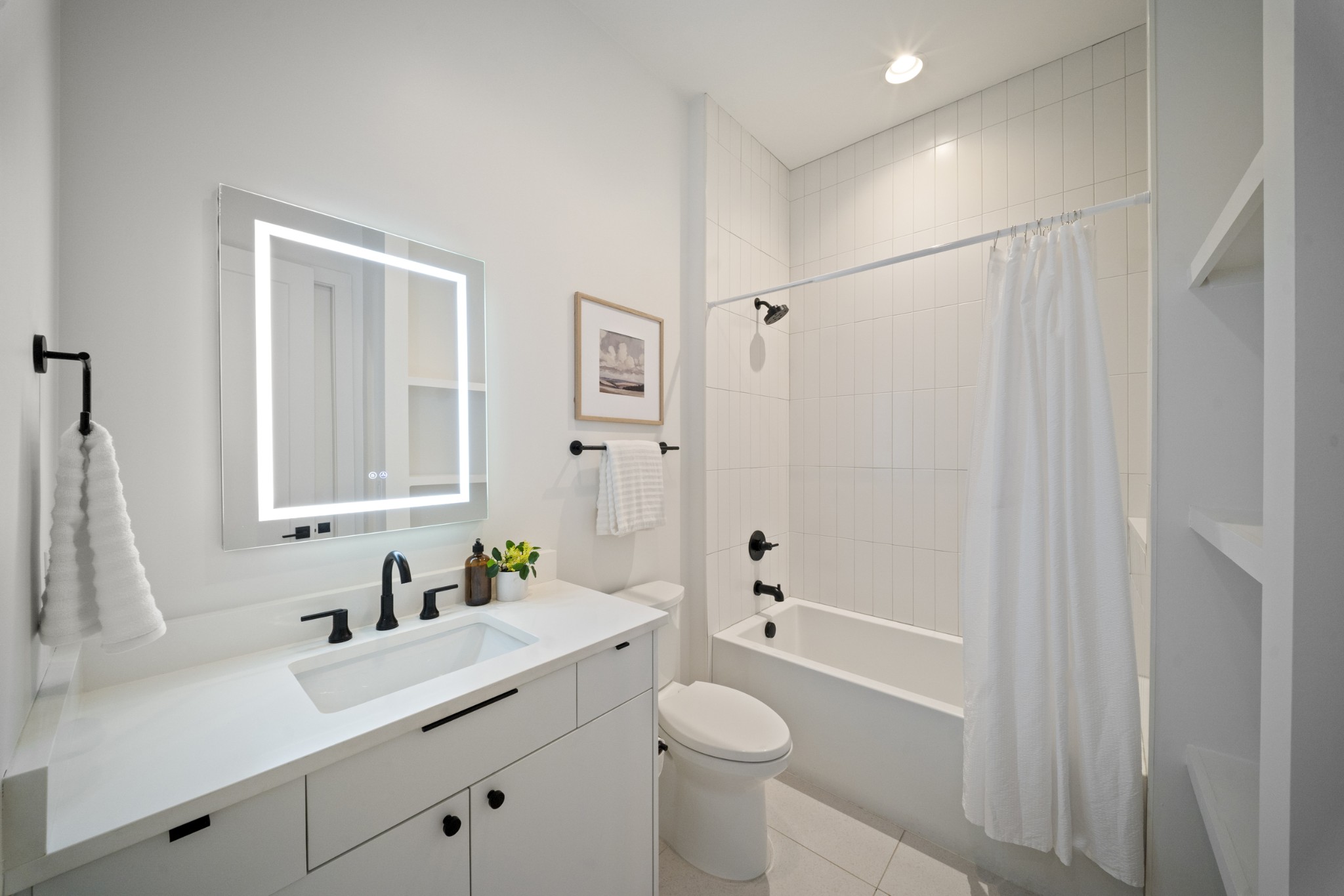 1400 Arthur Ave Unit: 2