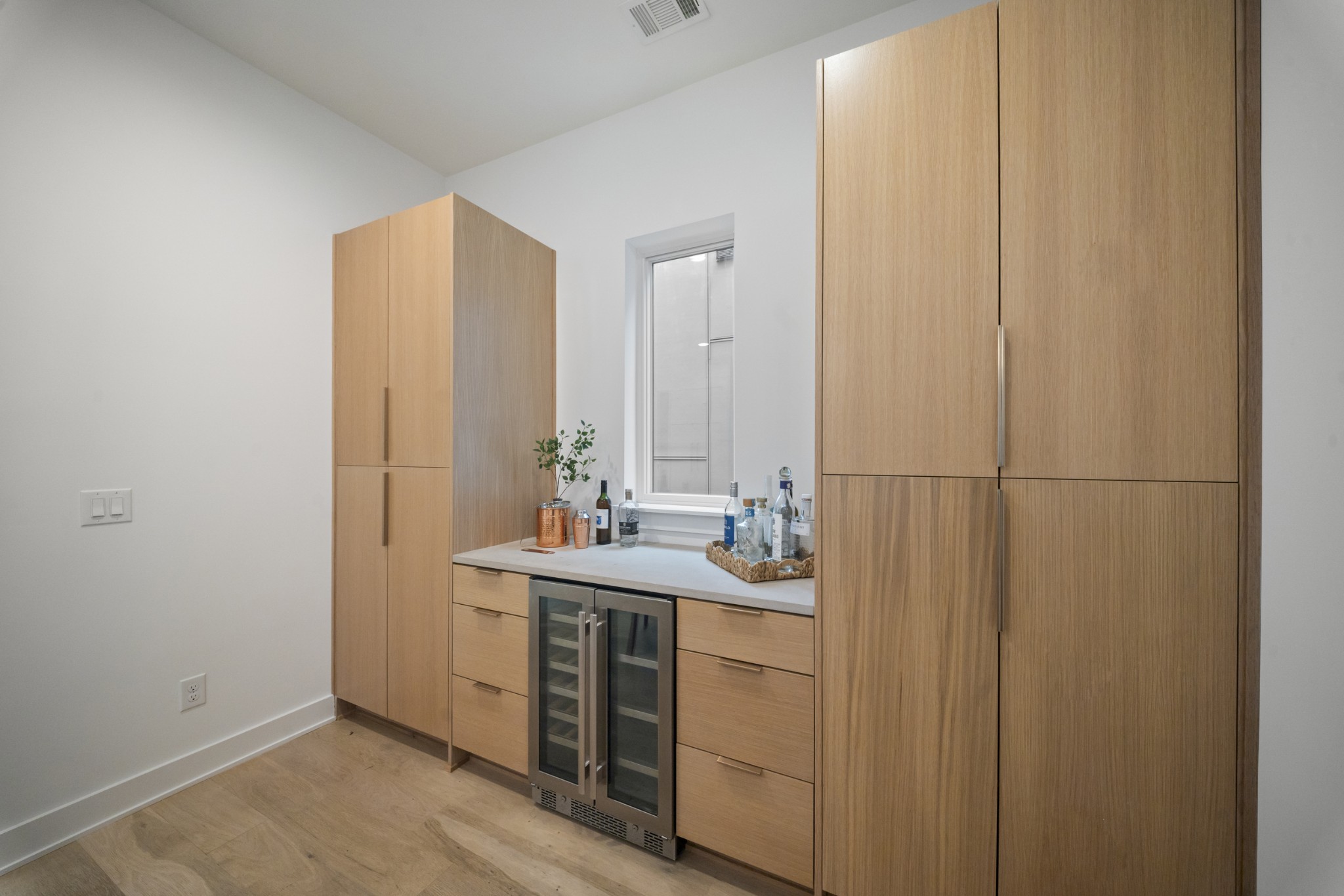 1400 Arthur Ave Unit: 2