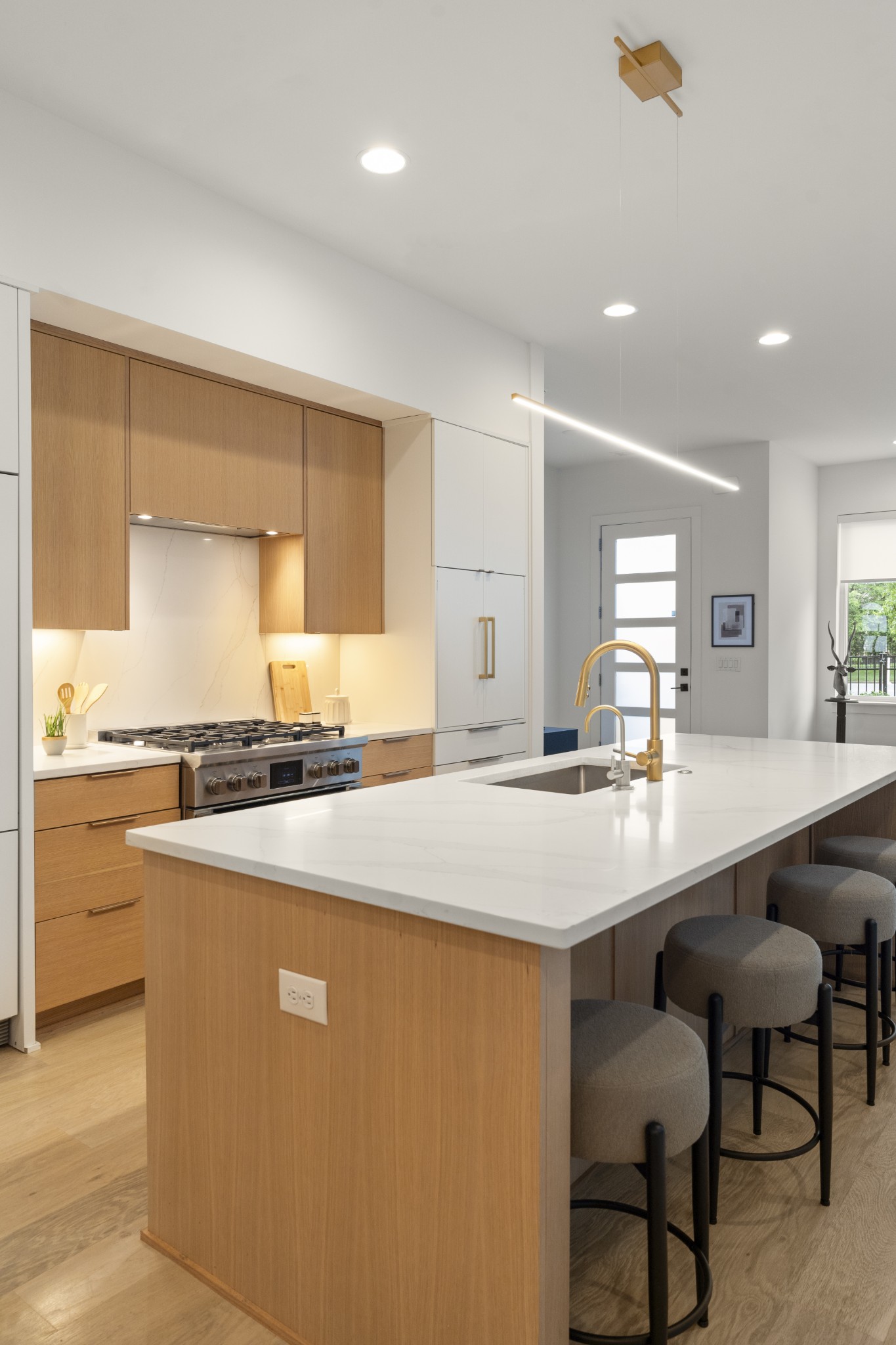 1400 Arthur Ave Unit: 2