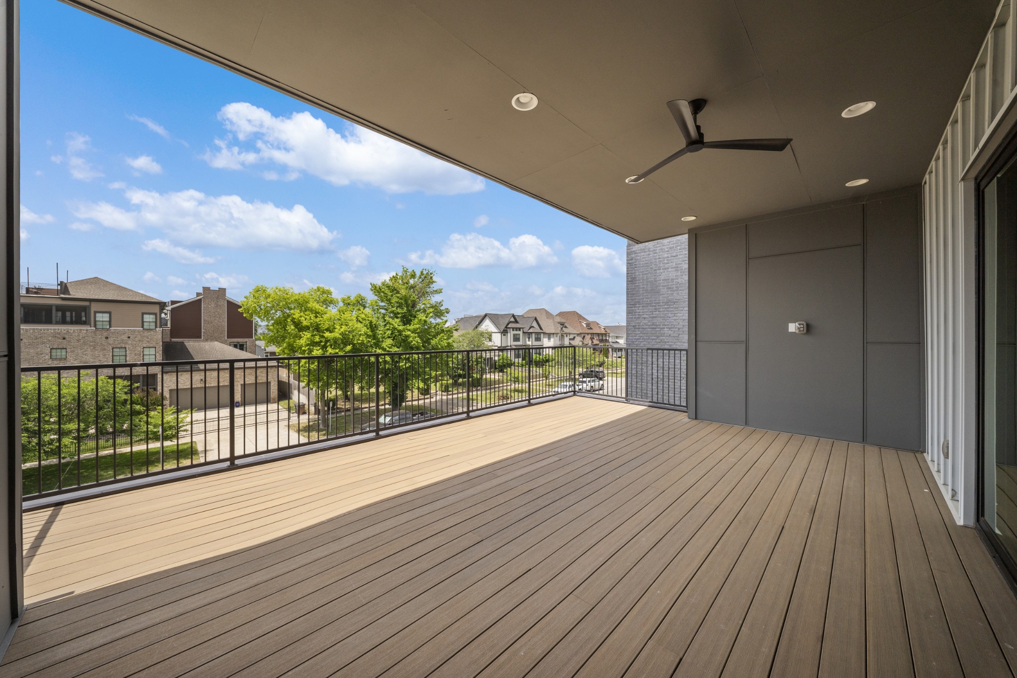 1400 Arthur Ave Unit: 2