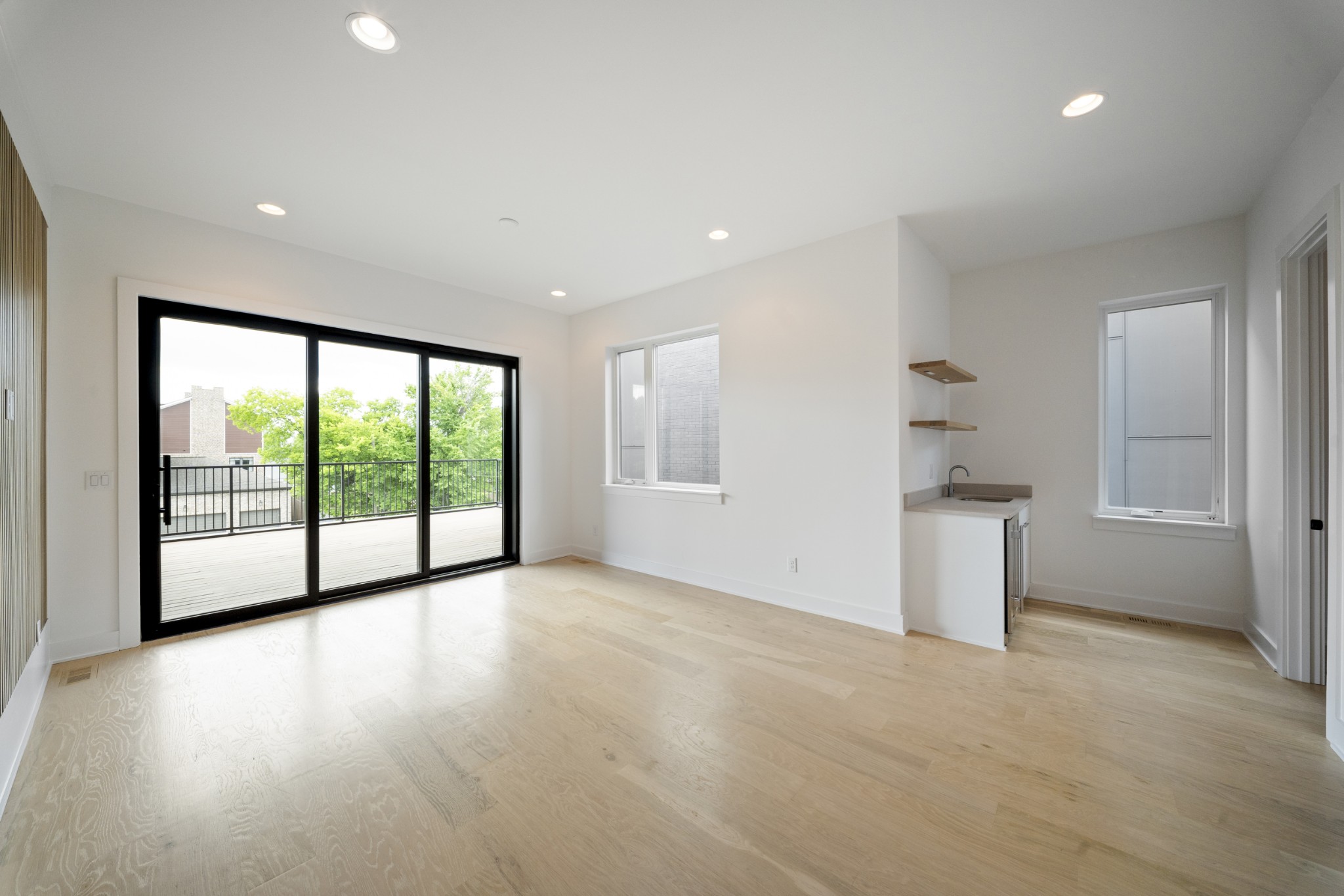 1400 Arthur Ave Unit: 2
