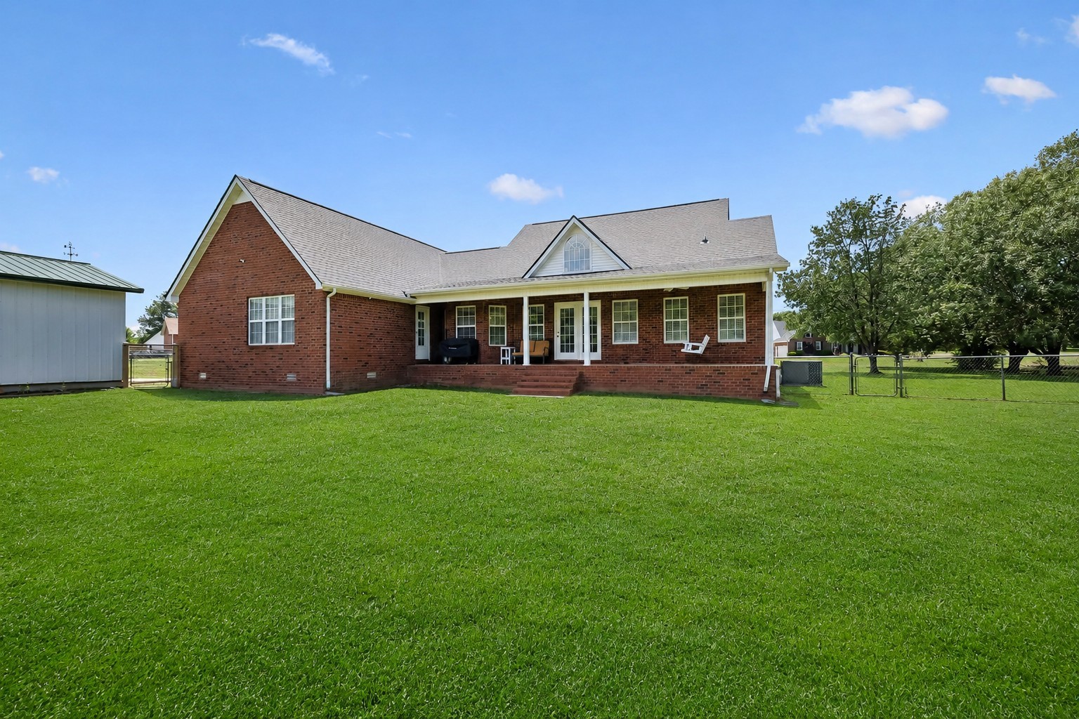 120 Callaway Ct
