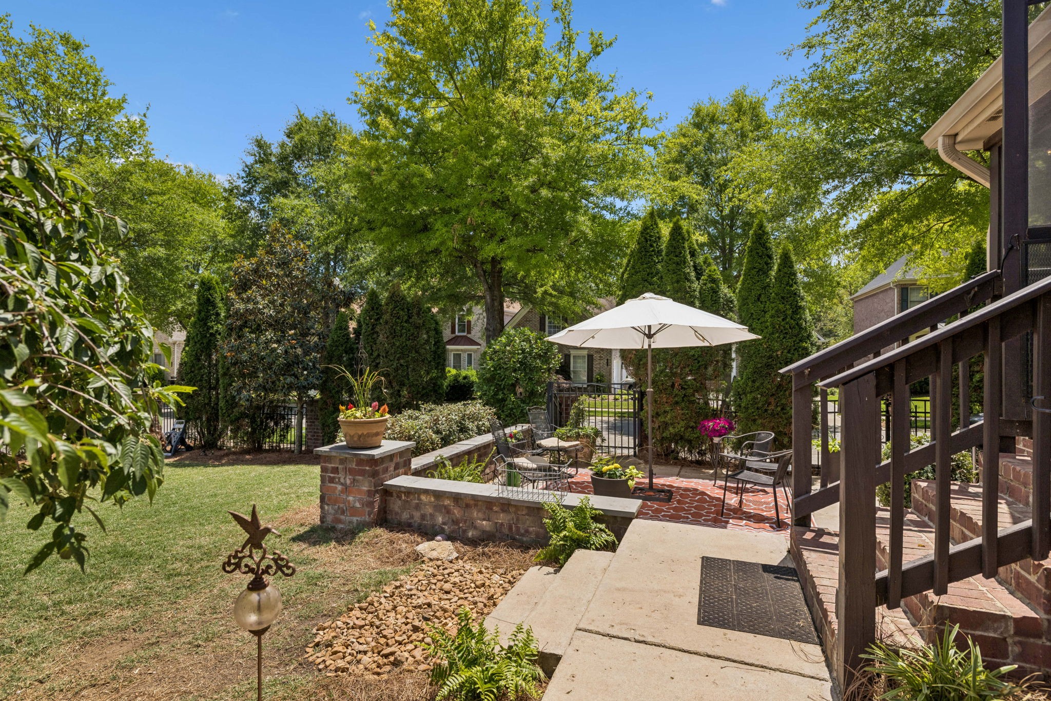 110 Cornerstone Cir