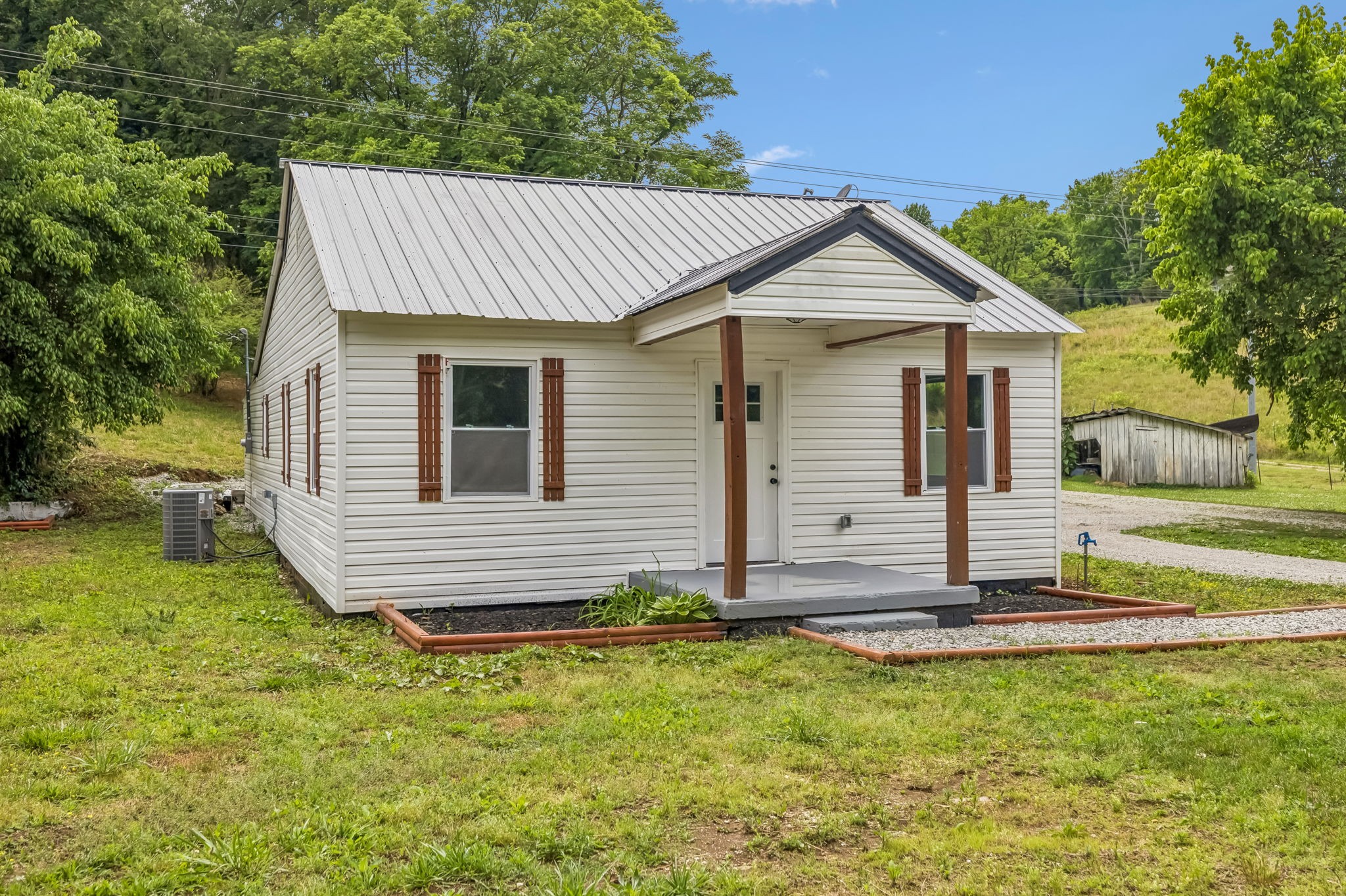 2025 Columbia Hwy