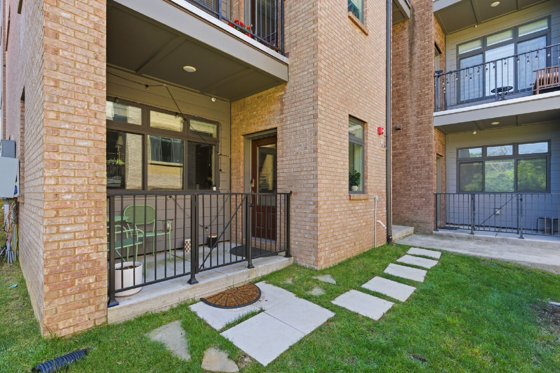 1608 Marshall Hollow Dr Unit: 102