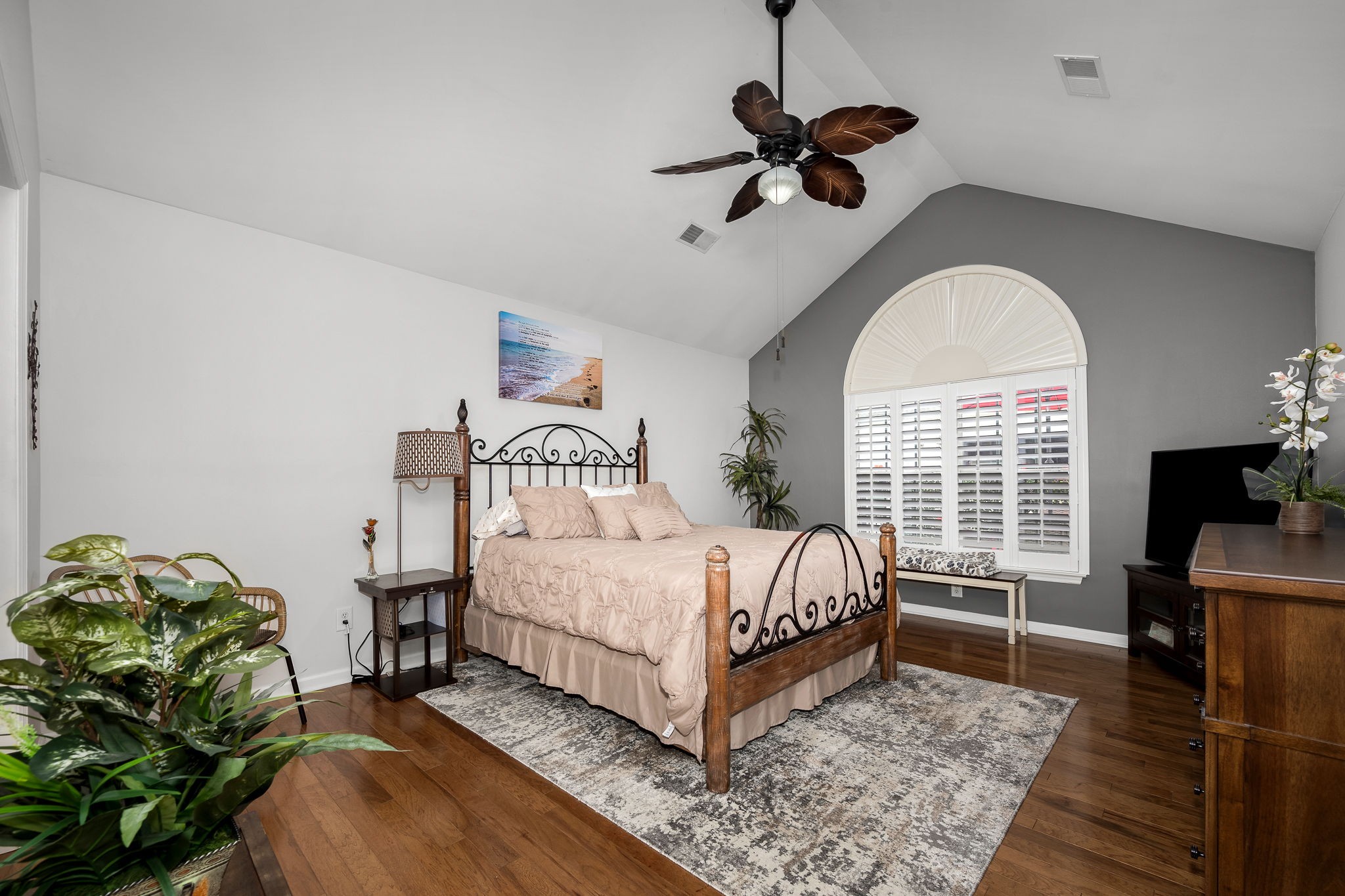 825 S Browns Ln Unit: 2002