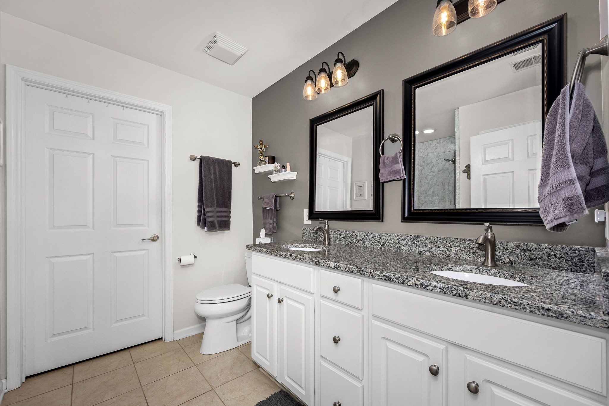 825 S Browns Ln Unit: 2002