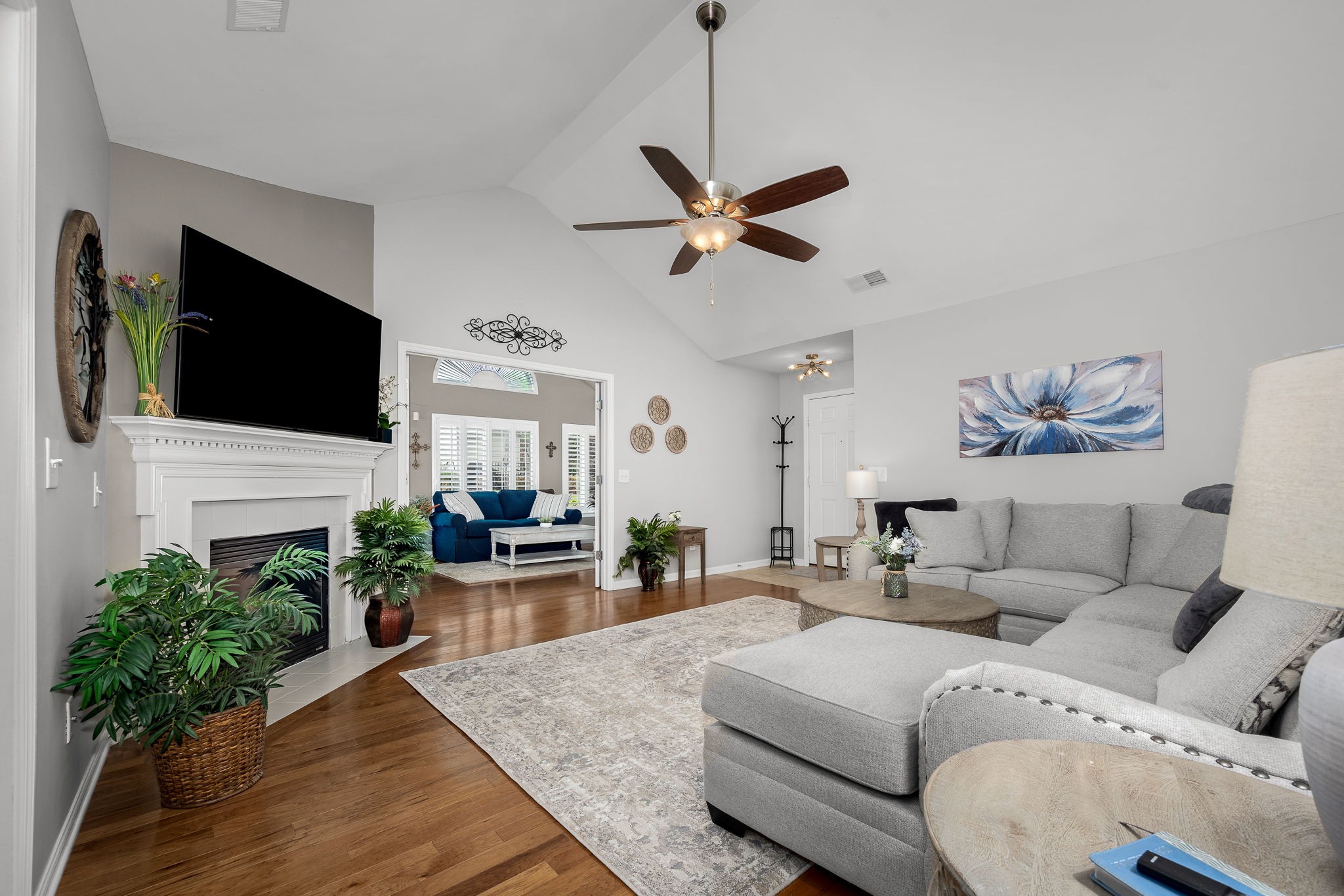 825 S Browns Ln Unit: 2002