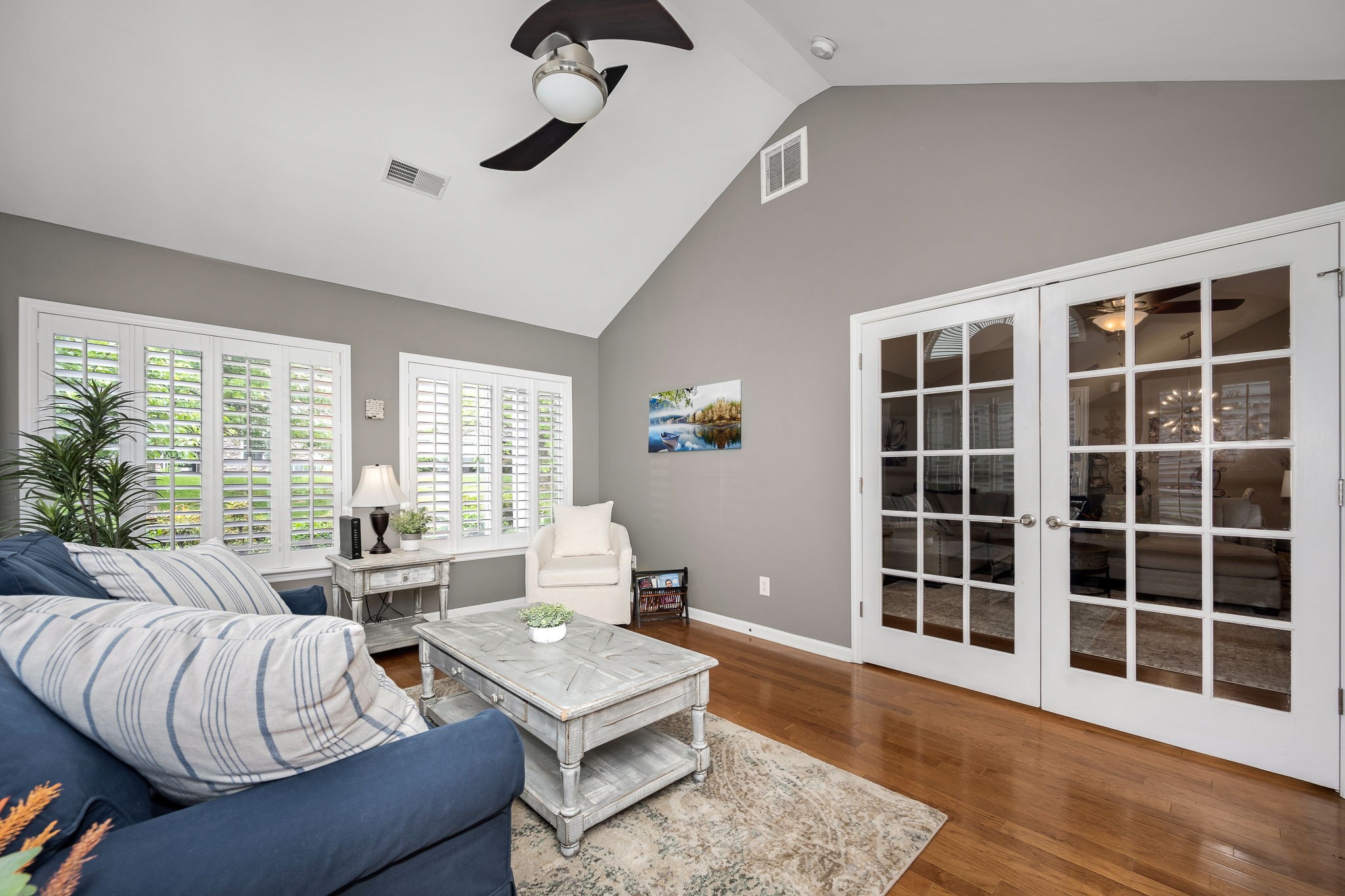825 S Browns Ln Unit: 2002