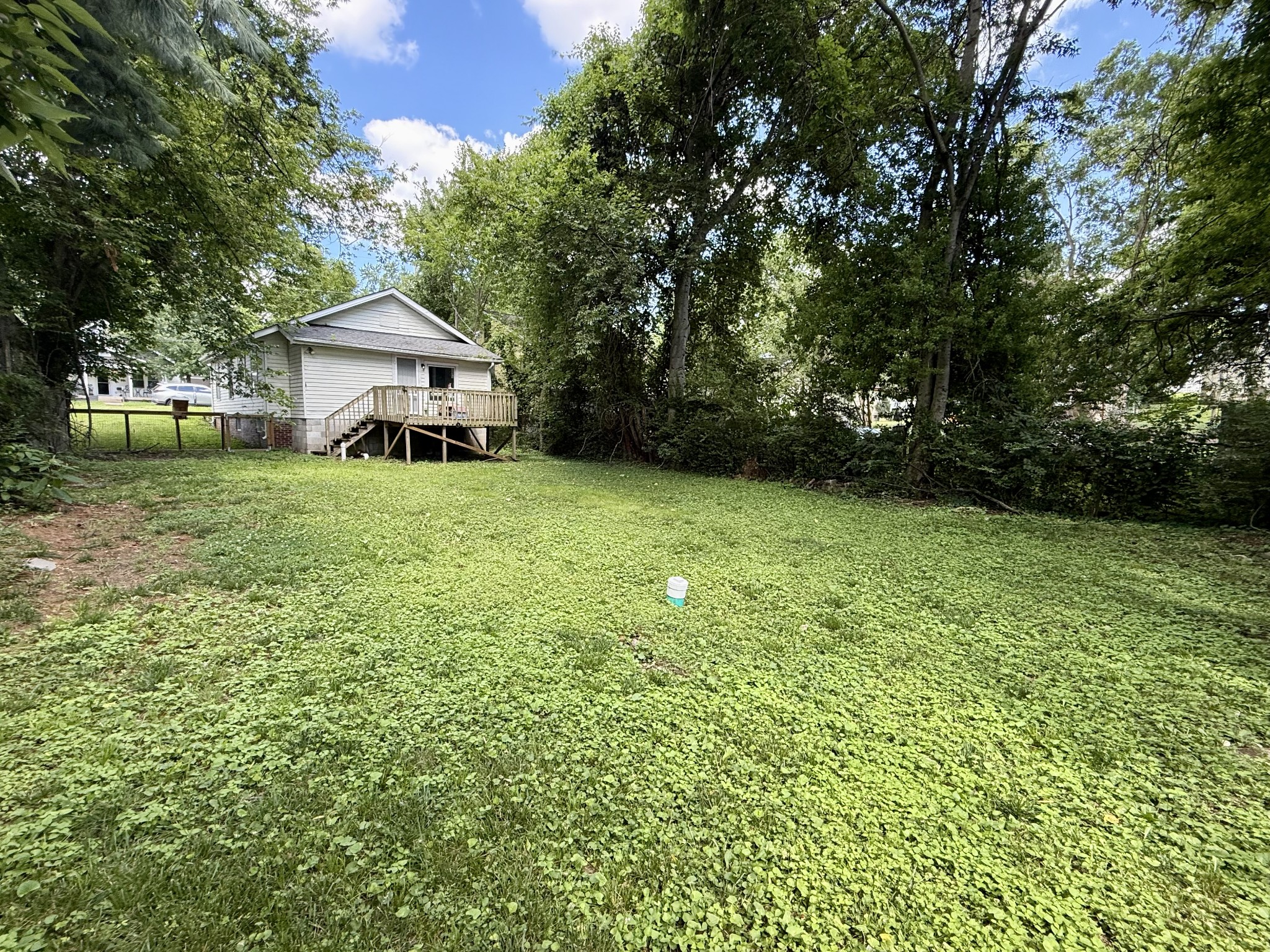 111B Newell Ave