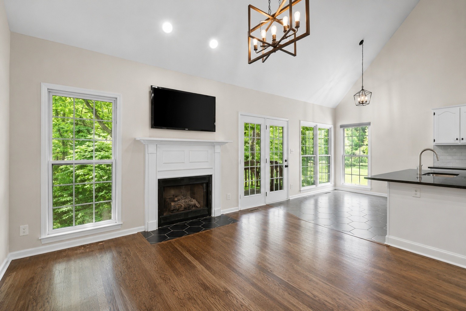 755 Cloud Dr