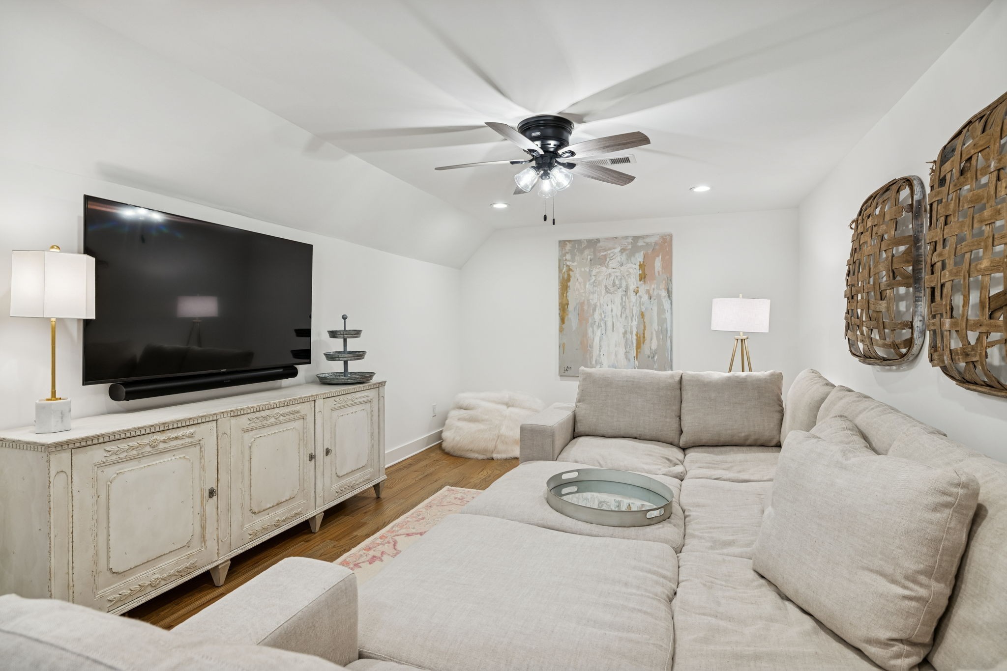4406 Lealand Ln Unit: A