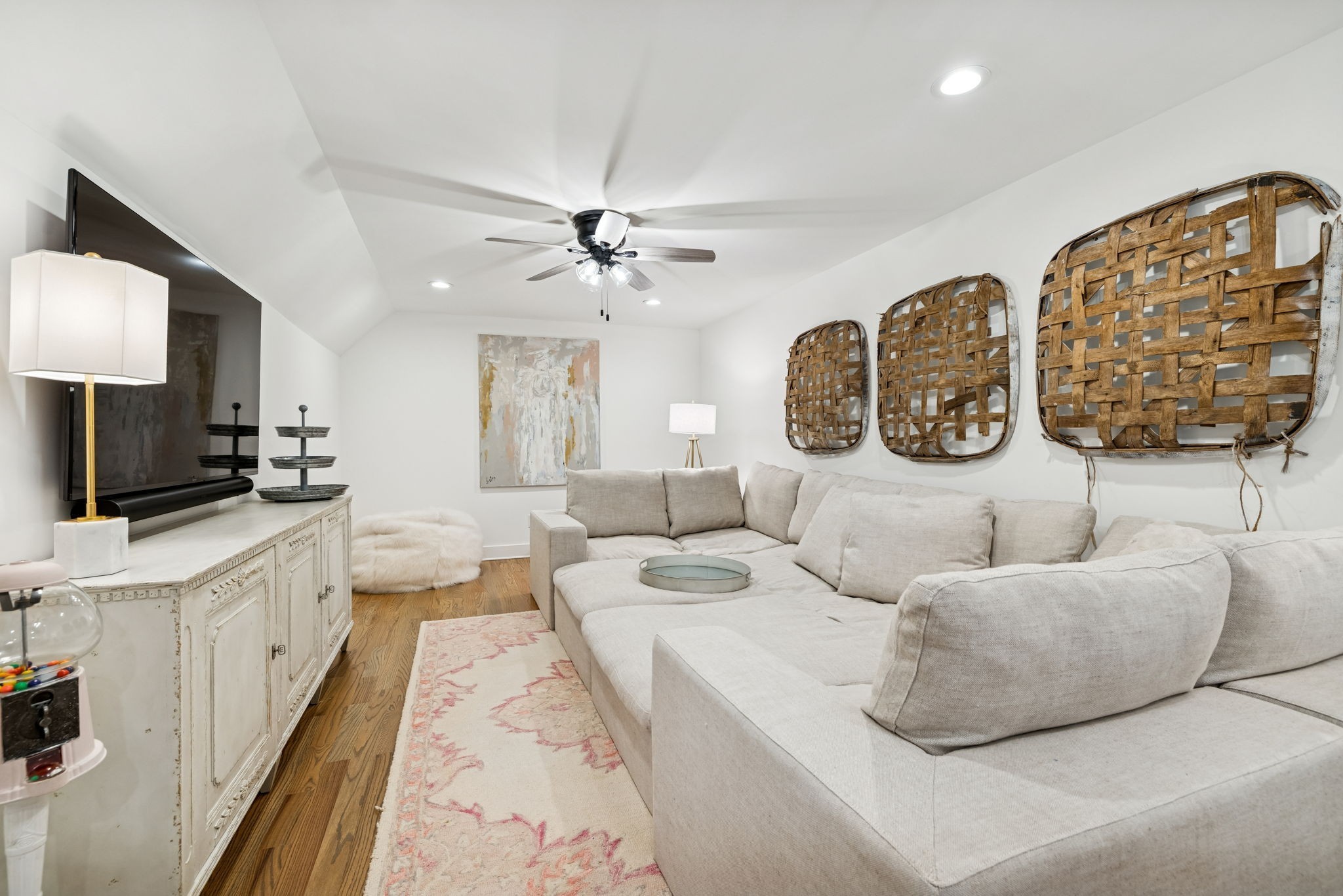 4406 Lealand Ln Unit: A