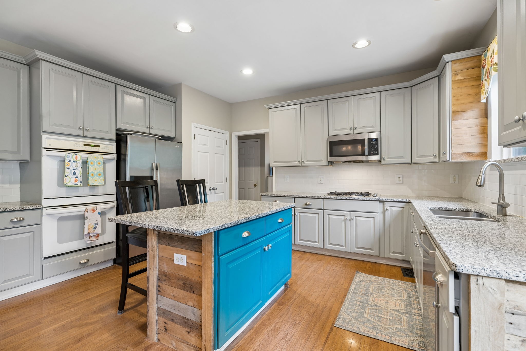 813 Glenavon Ct