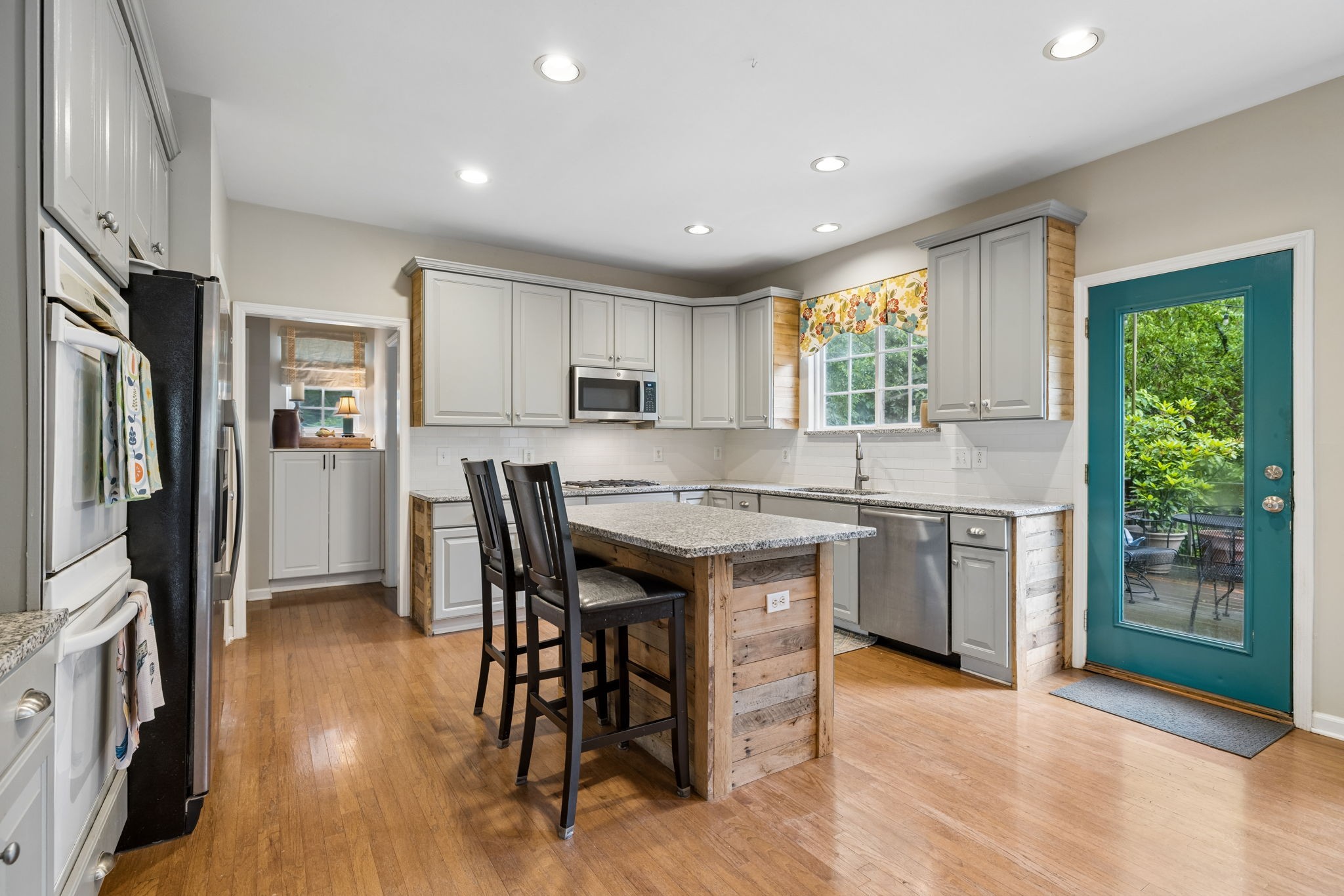813 Glenavon Ct