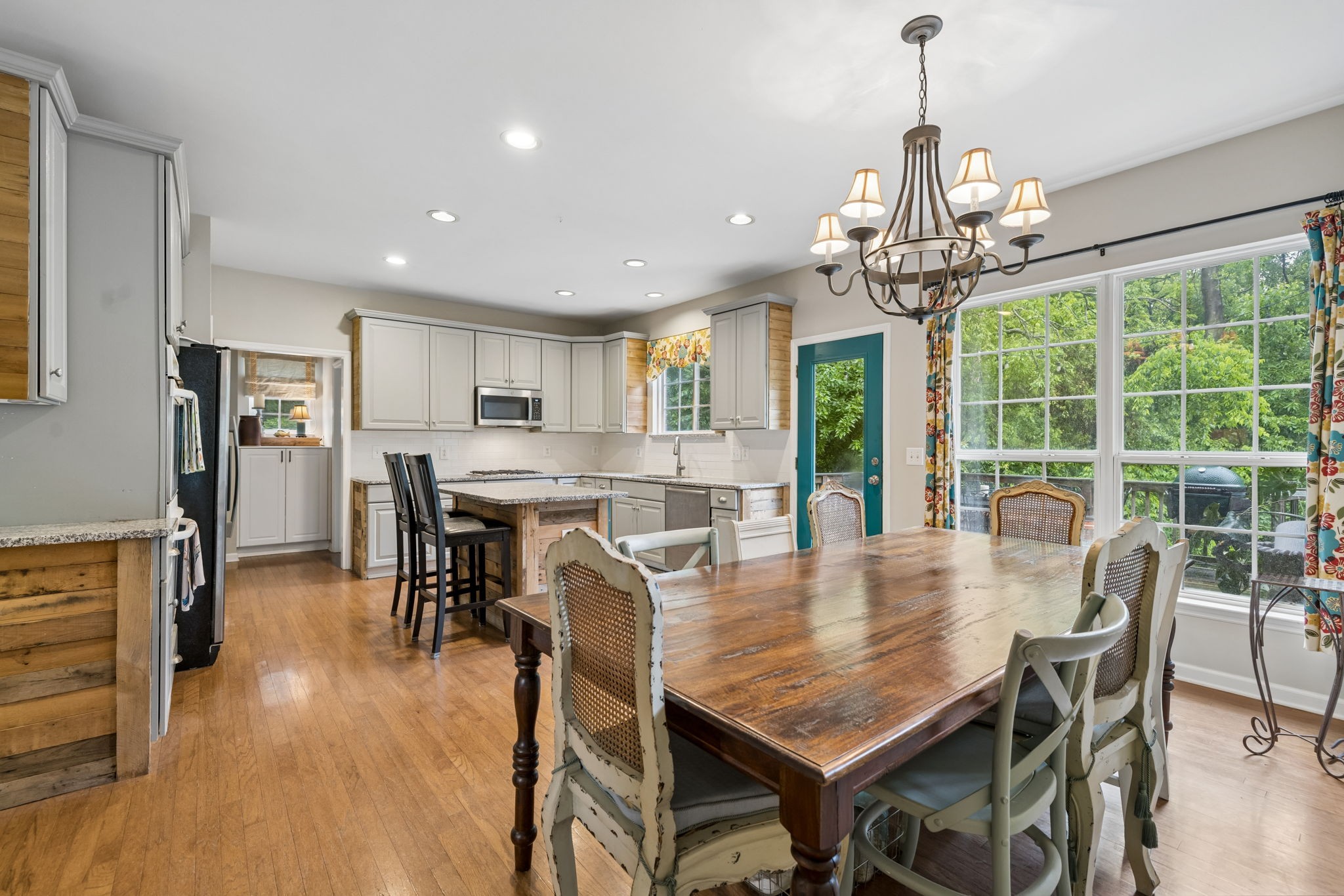 813 Glenavon Ct