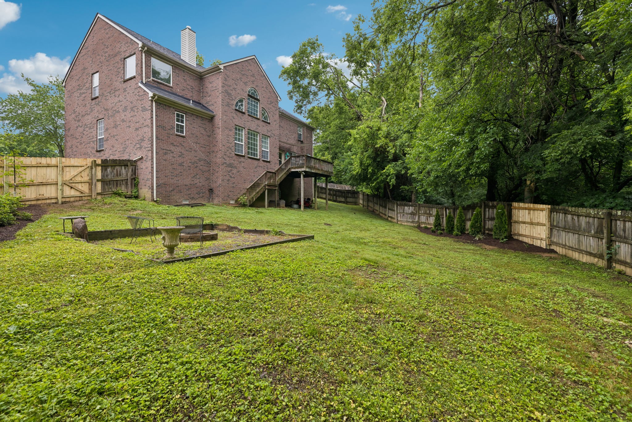 813 Glenavon Ct
