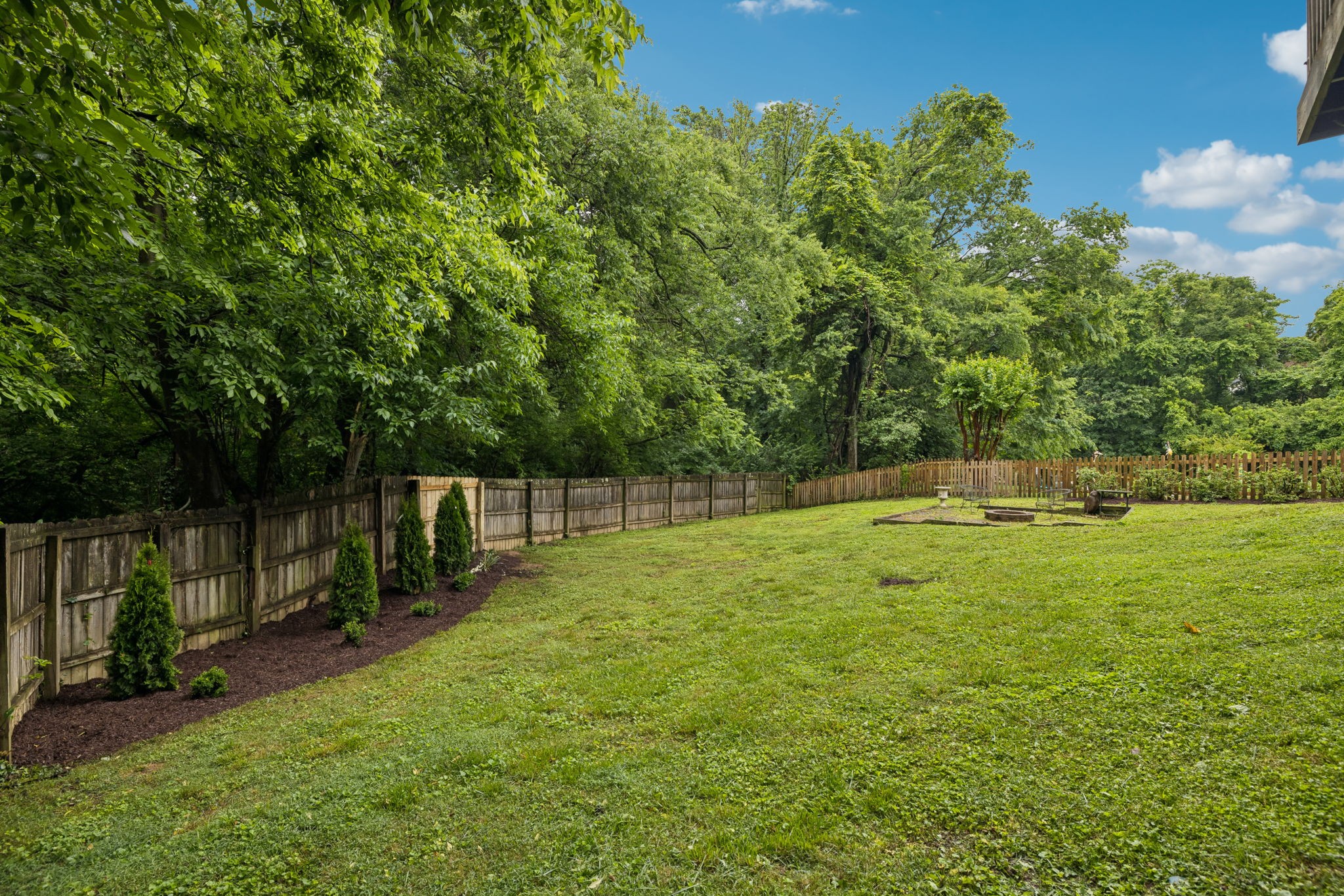 813 Glenavon Ct